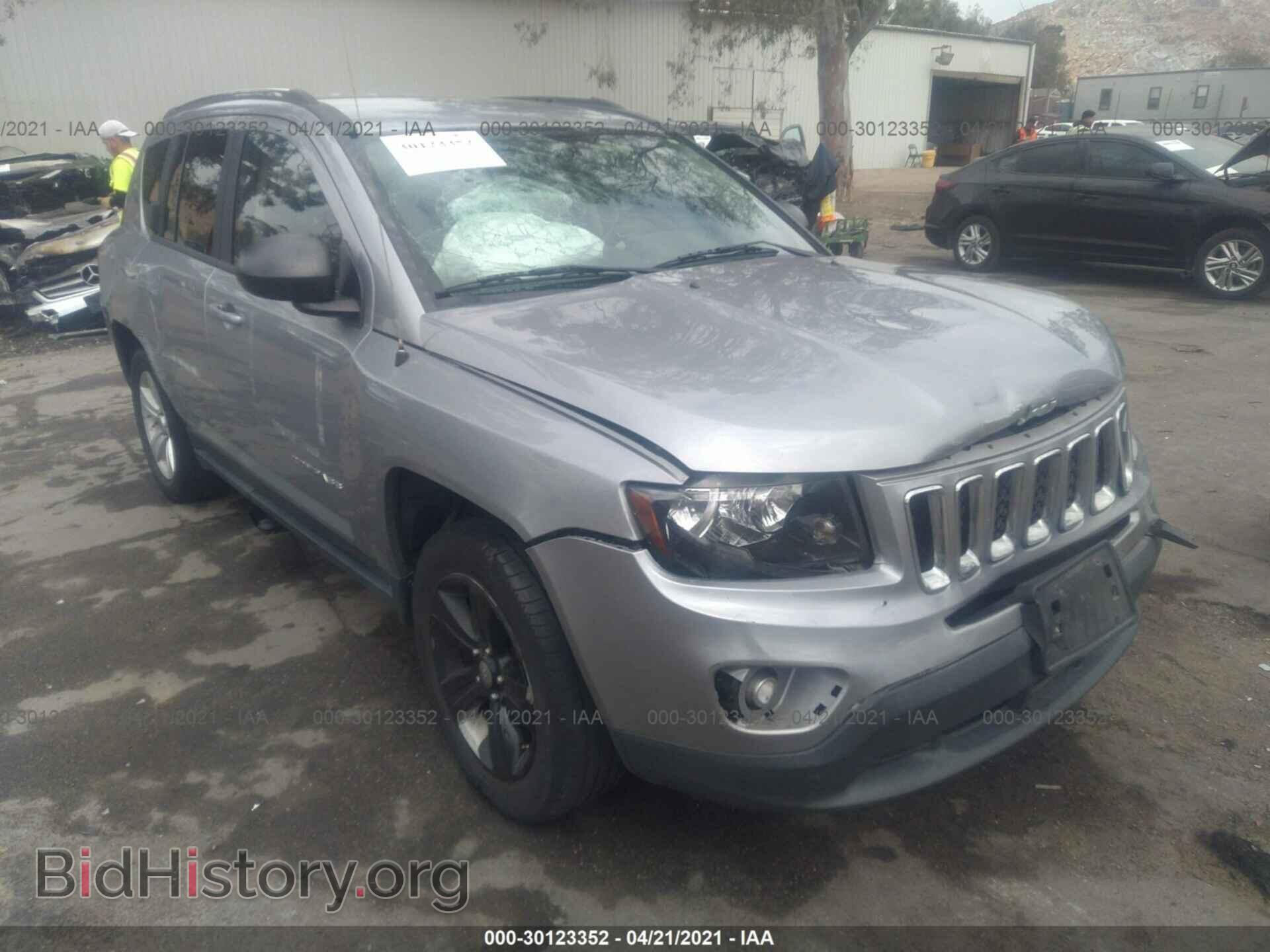 Фотография 1C4NJDBB3FD129554 - JEEP COMPASS 2015