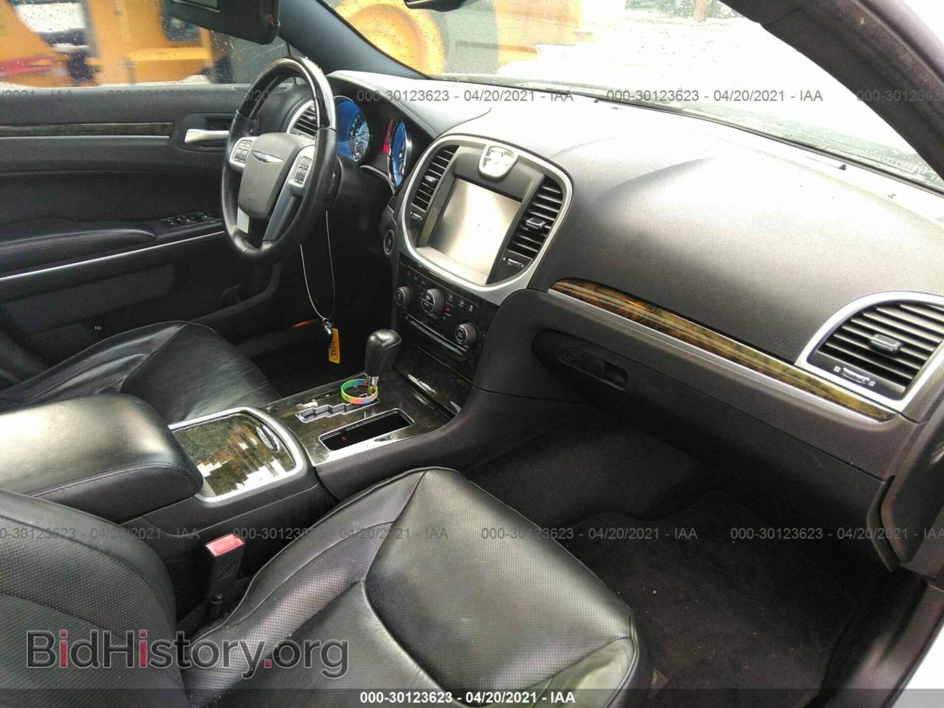 2011 CHRYSLER 300 - VIN: 2C3CA5CG7BH538164 - Фото 5