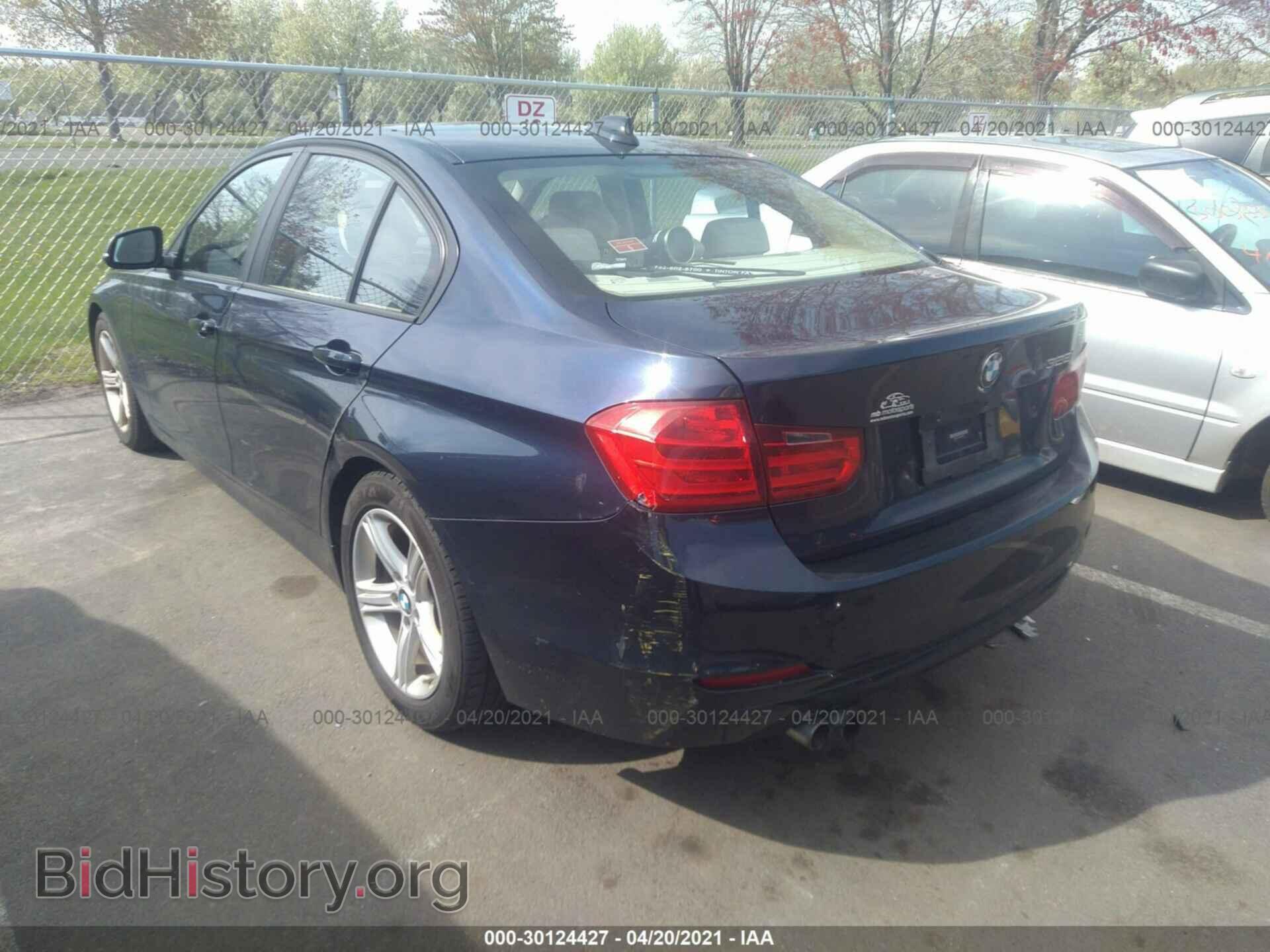 2013 BMW 3 SERIES (VIN WBA3A5C55DF355227) — фото 3 из 11