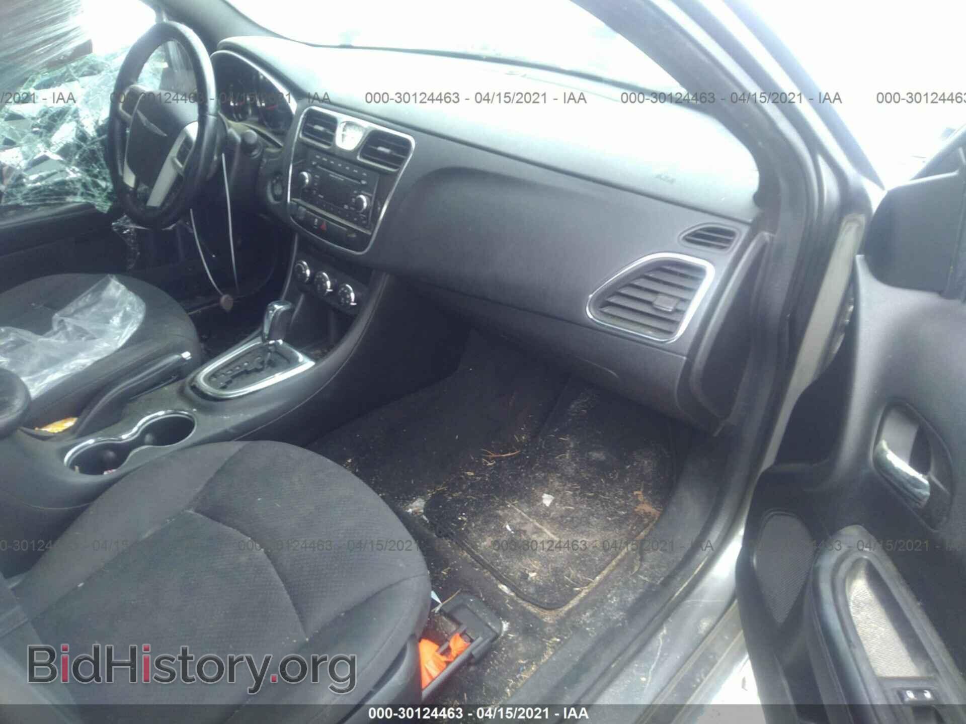 2013 CHRYSLER 200 - VIN: 1C3CCBBBXDN557980 - Photo 5