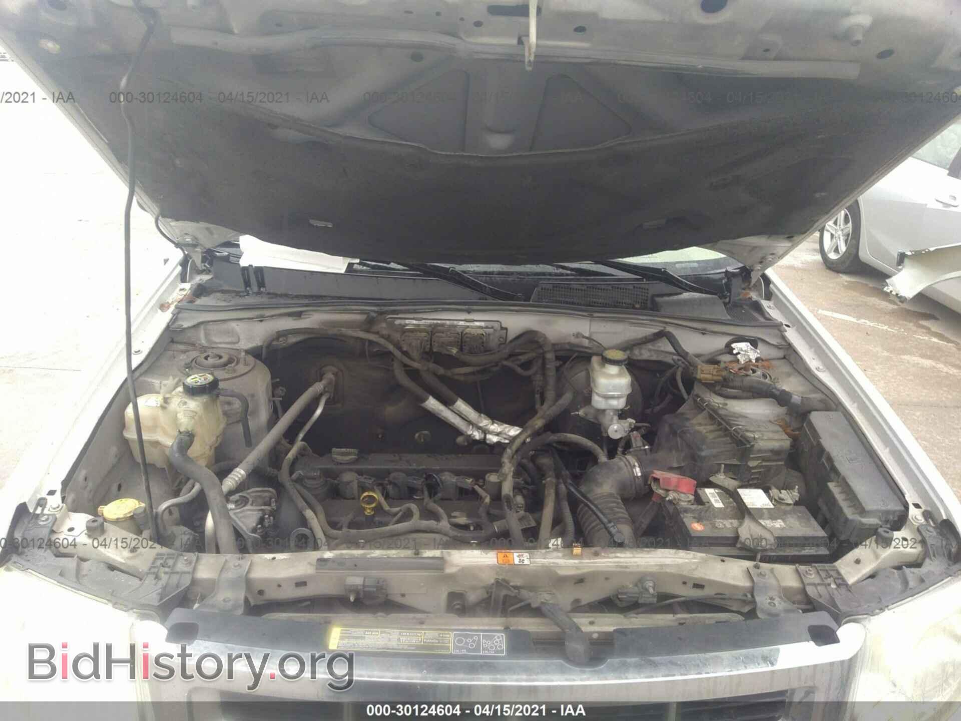 2011 FORD ESCAPE - VIN: 1FMCU0D72BKA43637 - Фото 10