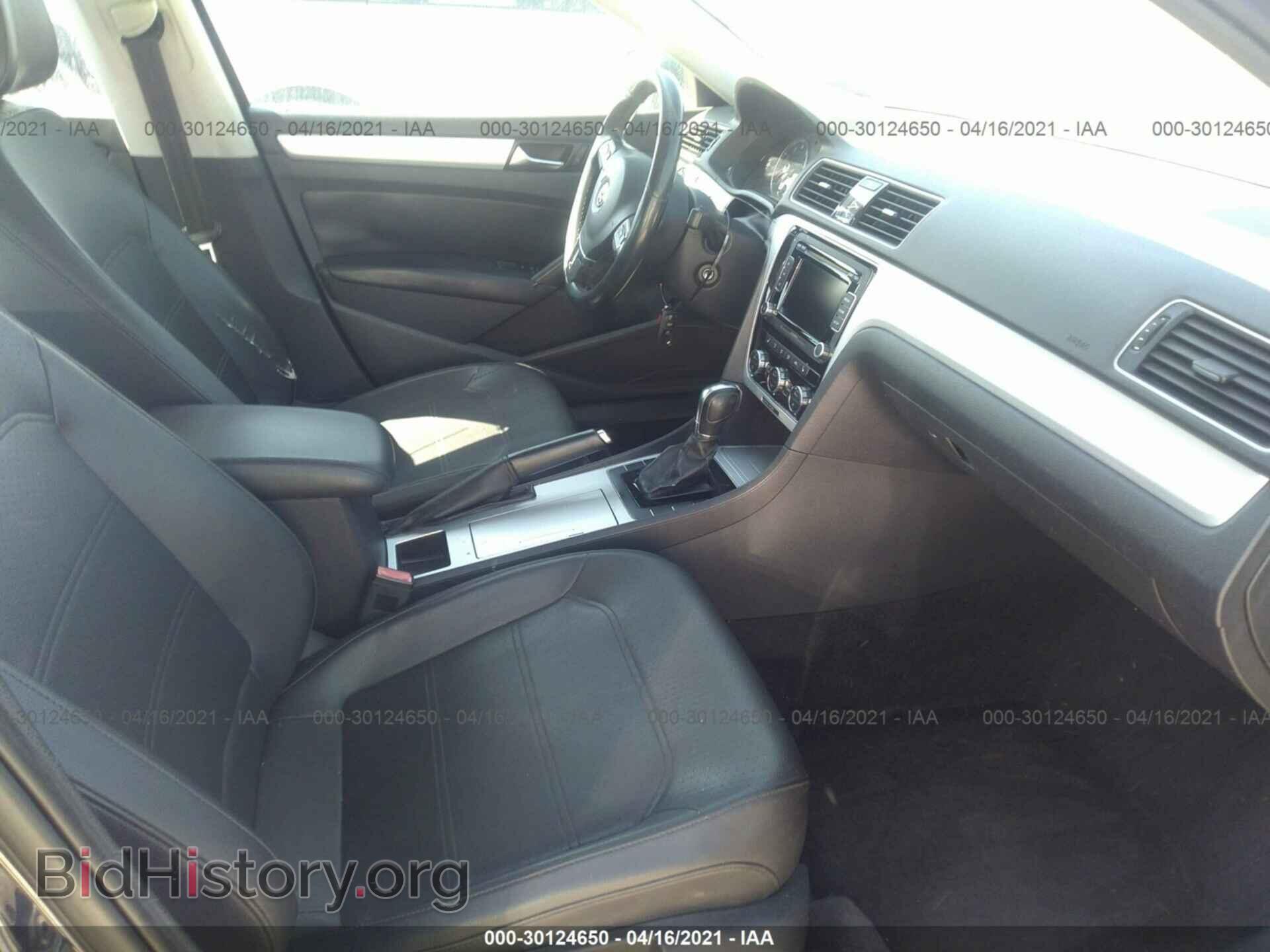 2012 VOLKSWAGEN PASSAT - VIN: 1VWBP7A32CC081976 - Фото 5