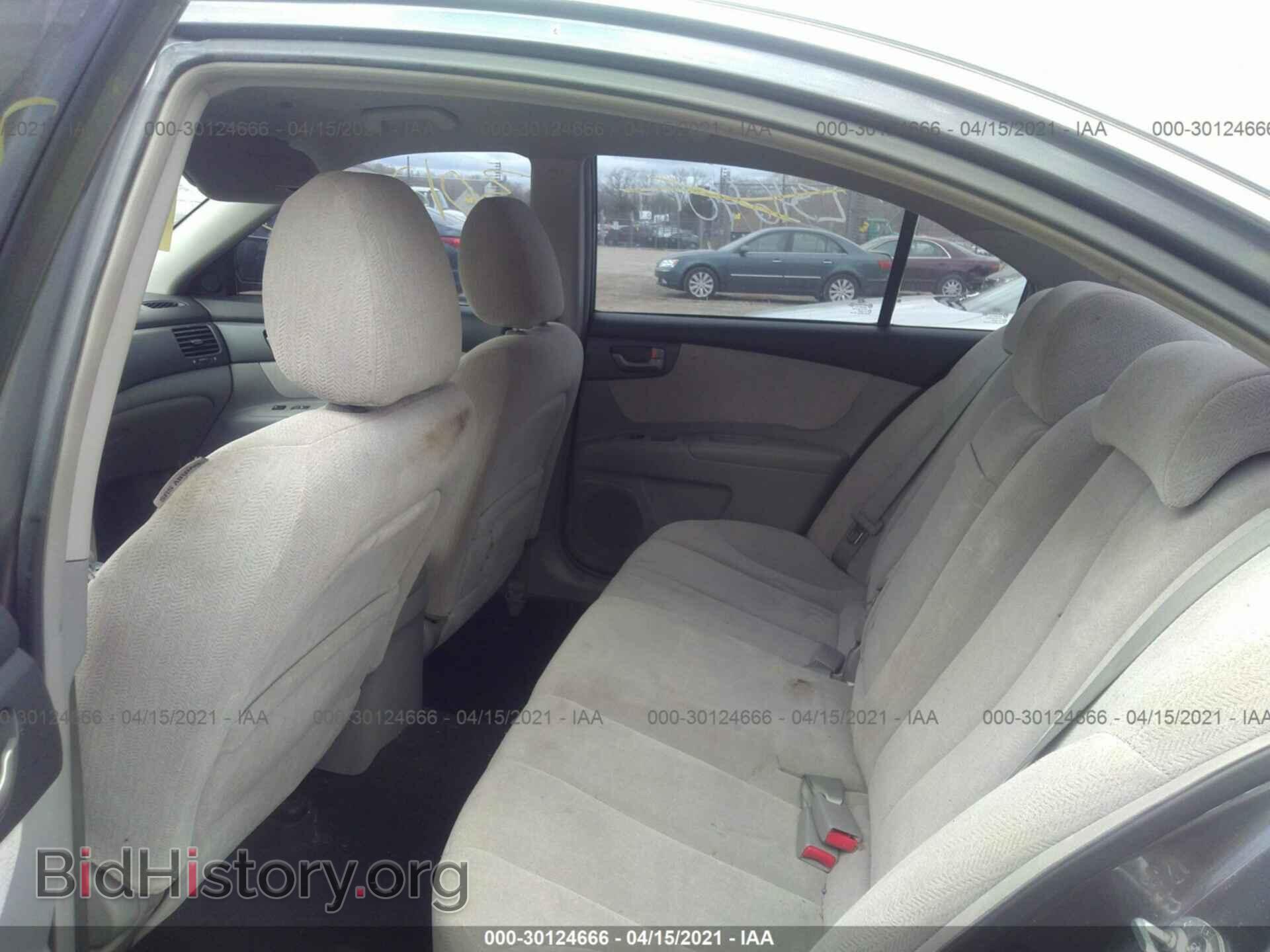 2008 KIA OPTIMA - VIN: KNAGE123585168743 - Фото 8