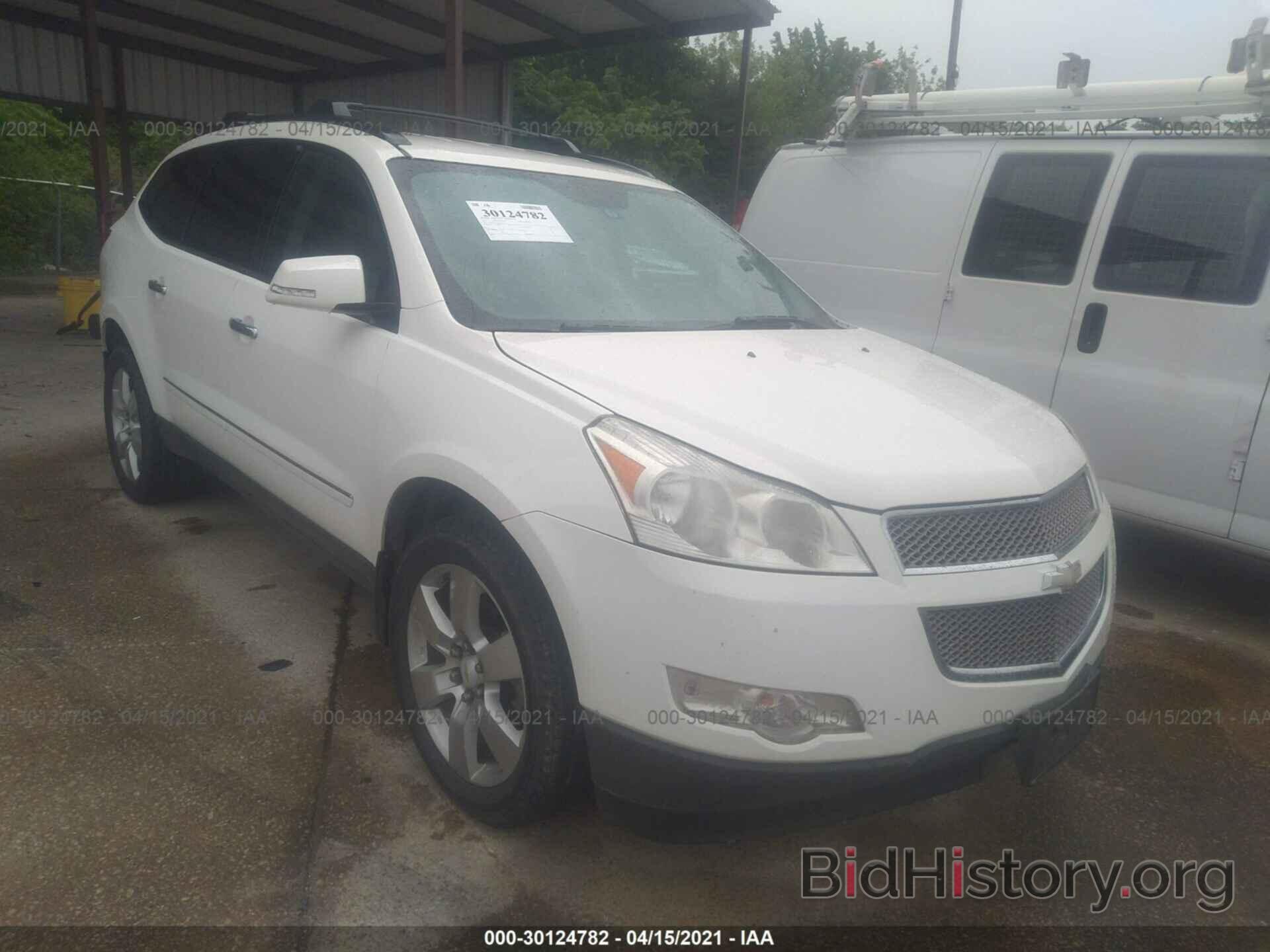 Фотография 1GNKVLED4BJ257917 - CHEVROLET TRAVERSE 2011