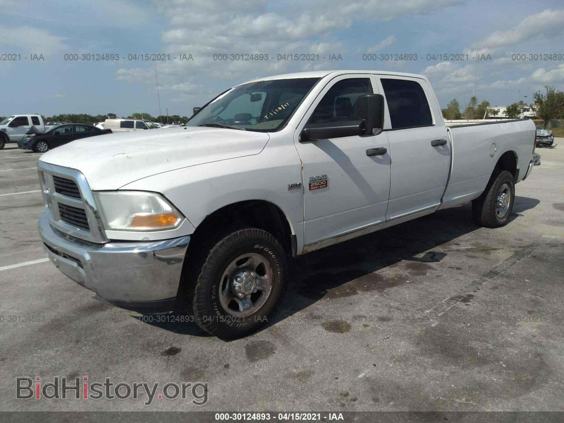 2011 RAM 2500 - VIN: 3D7TT2CT2BG577705 - Photo 2