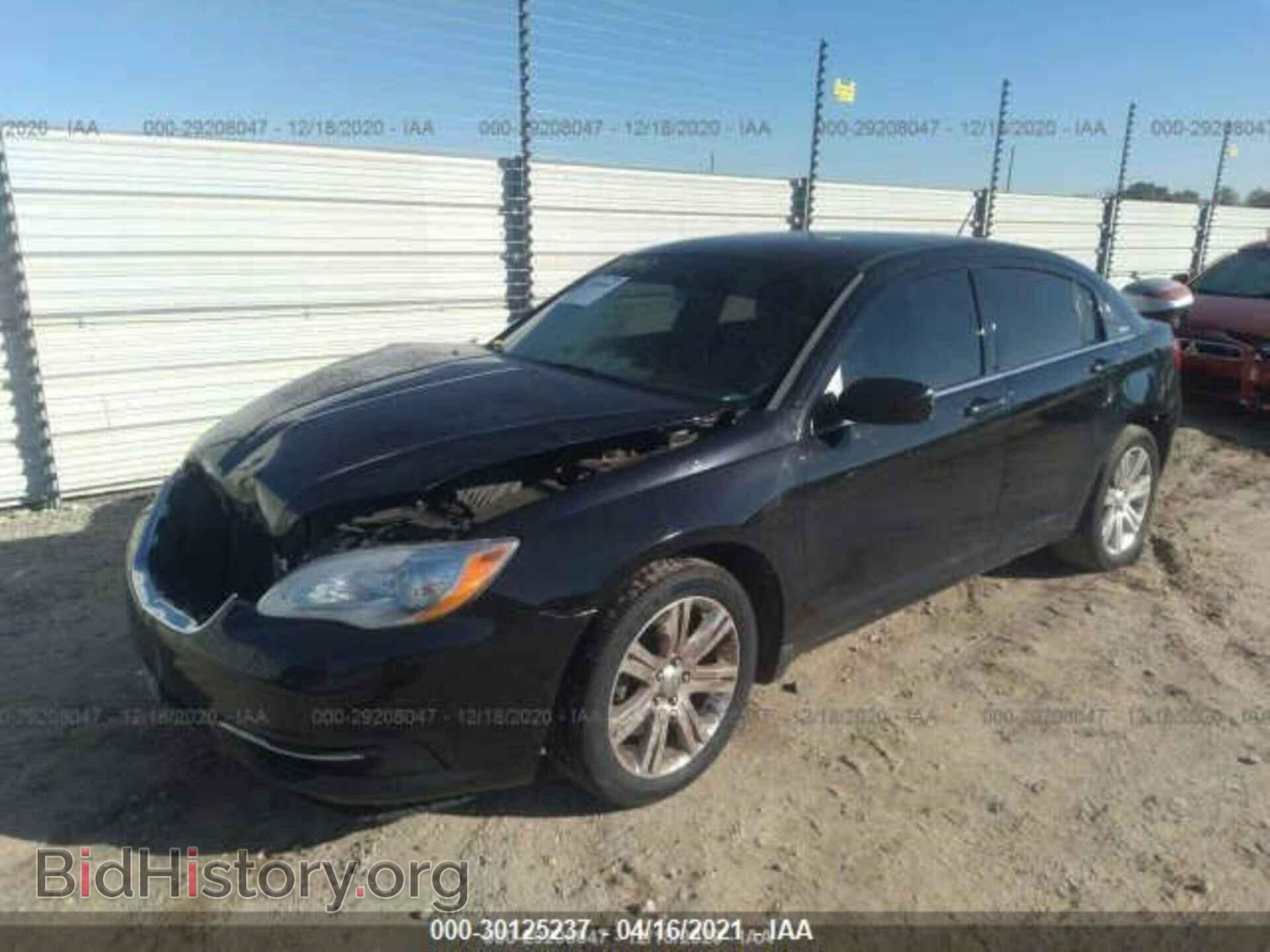 2013 CHRYSLER 200 - VIN: 1C3CCBBB9DN597242 - Photo 2
