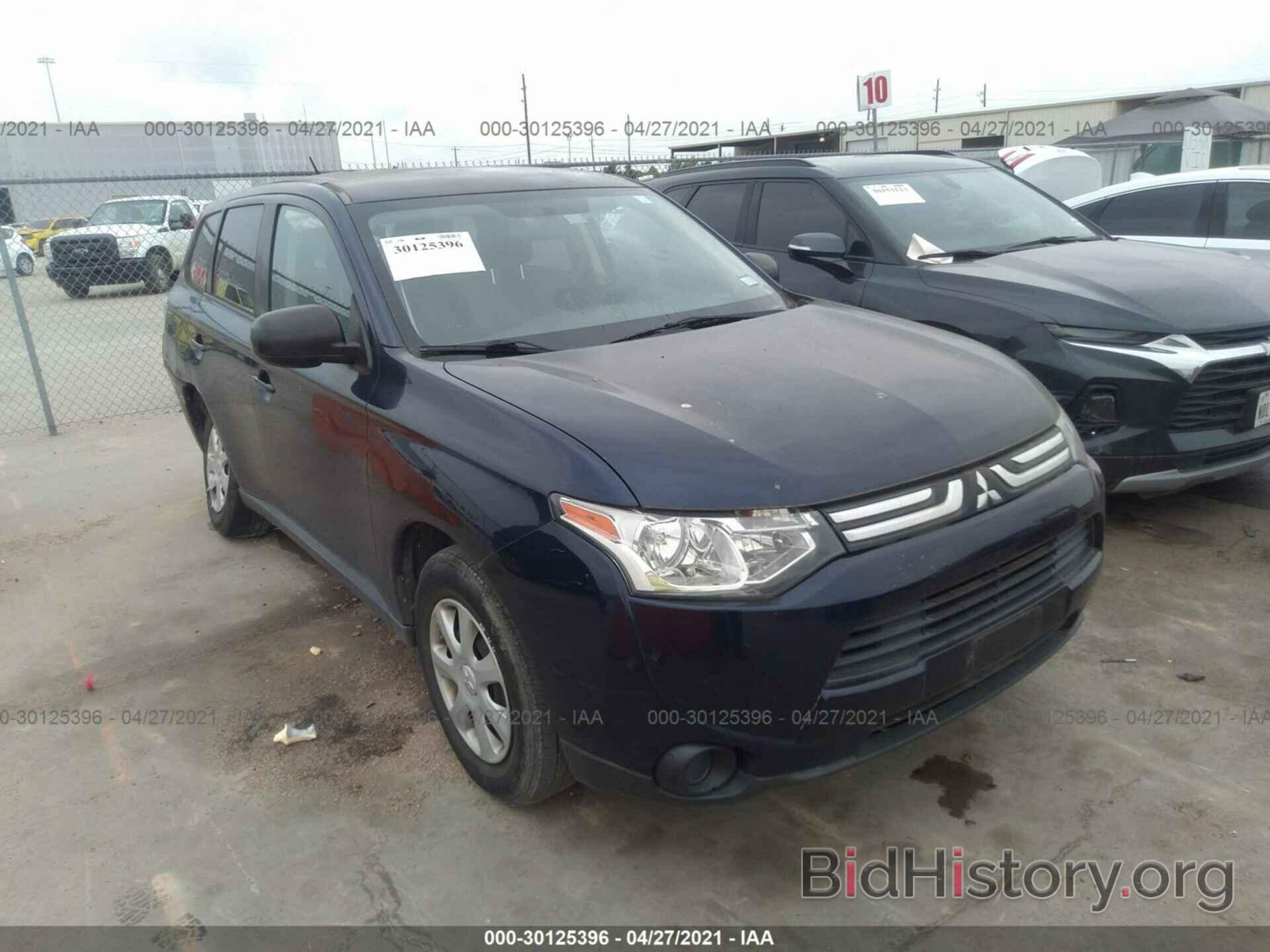 Photo JA4AD2A39EZ004381 - MITSUBISHI OUTLANDER 2014