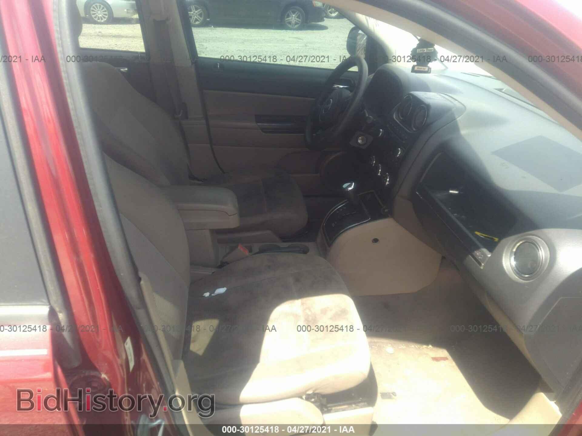 2011 JEEP COMPASS - VIN: 1J4NT1FB5BD204696 - Photo 5