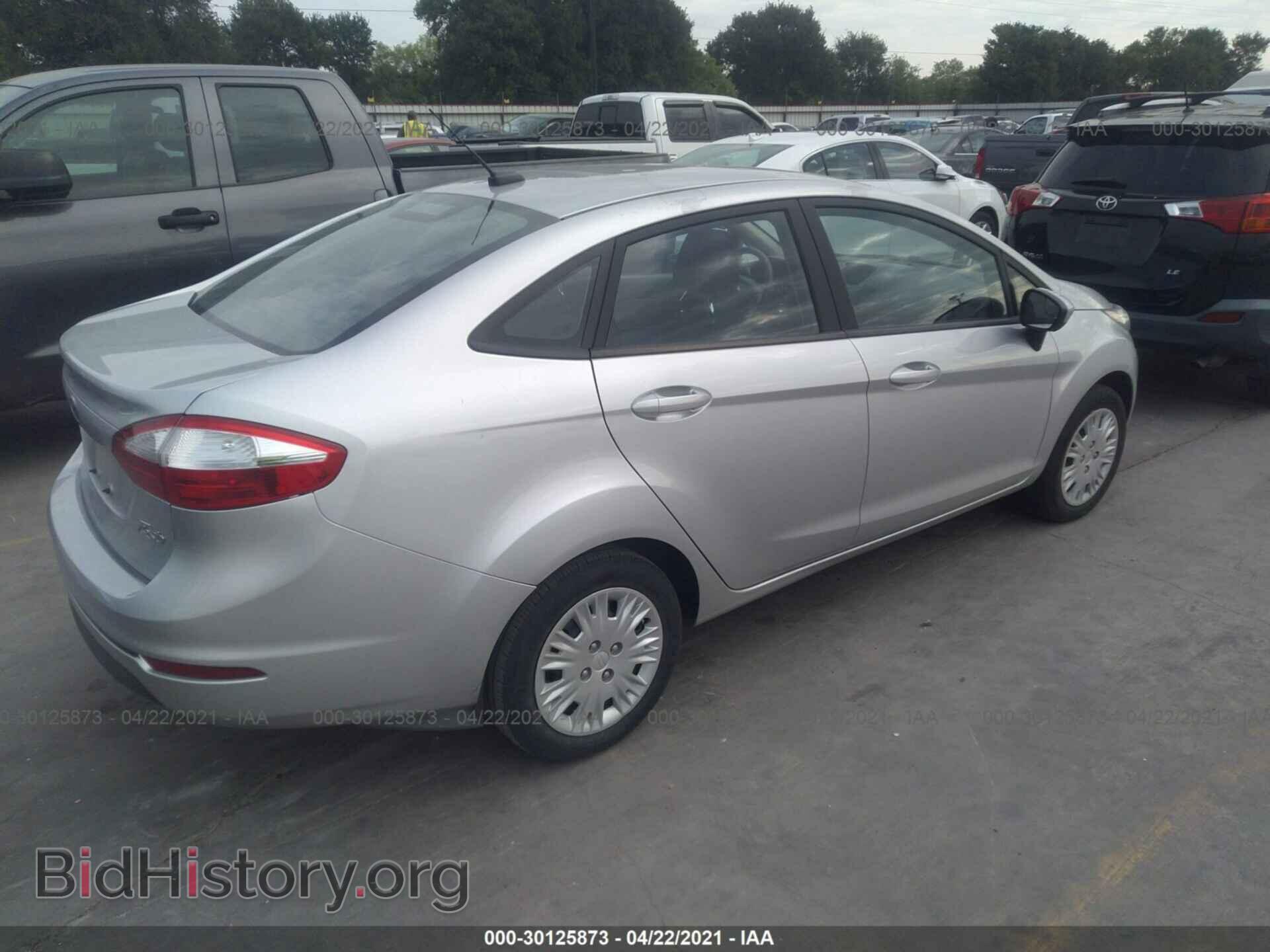 2018 FORD FIESTA - VIN: 3FADP4AJ5JM132266 - Фото 4