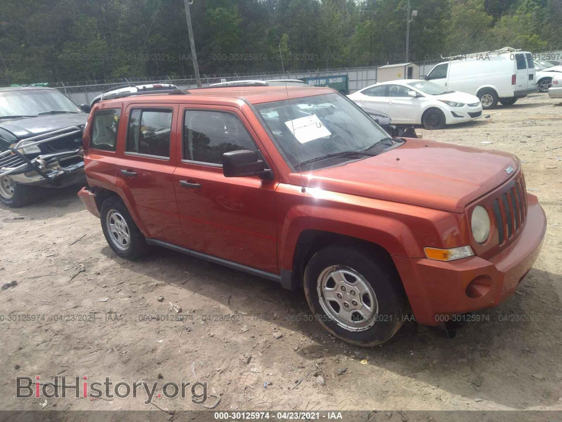 Photo 1J4FT28A99D124553 - JEEP PATRIOT 2009