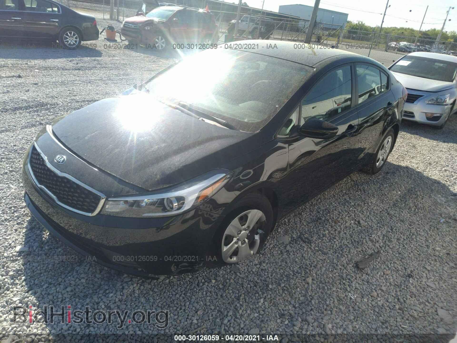 2017 KIA FORTE - VIN: 3KPFK4A73HE088665 - Фото 2