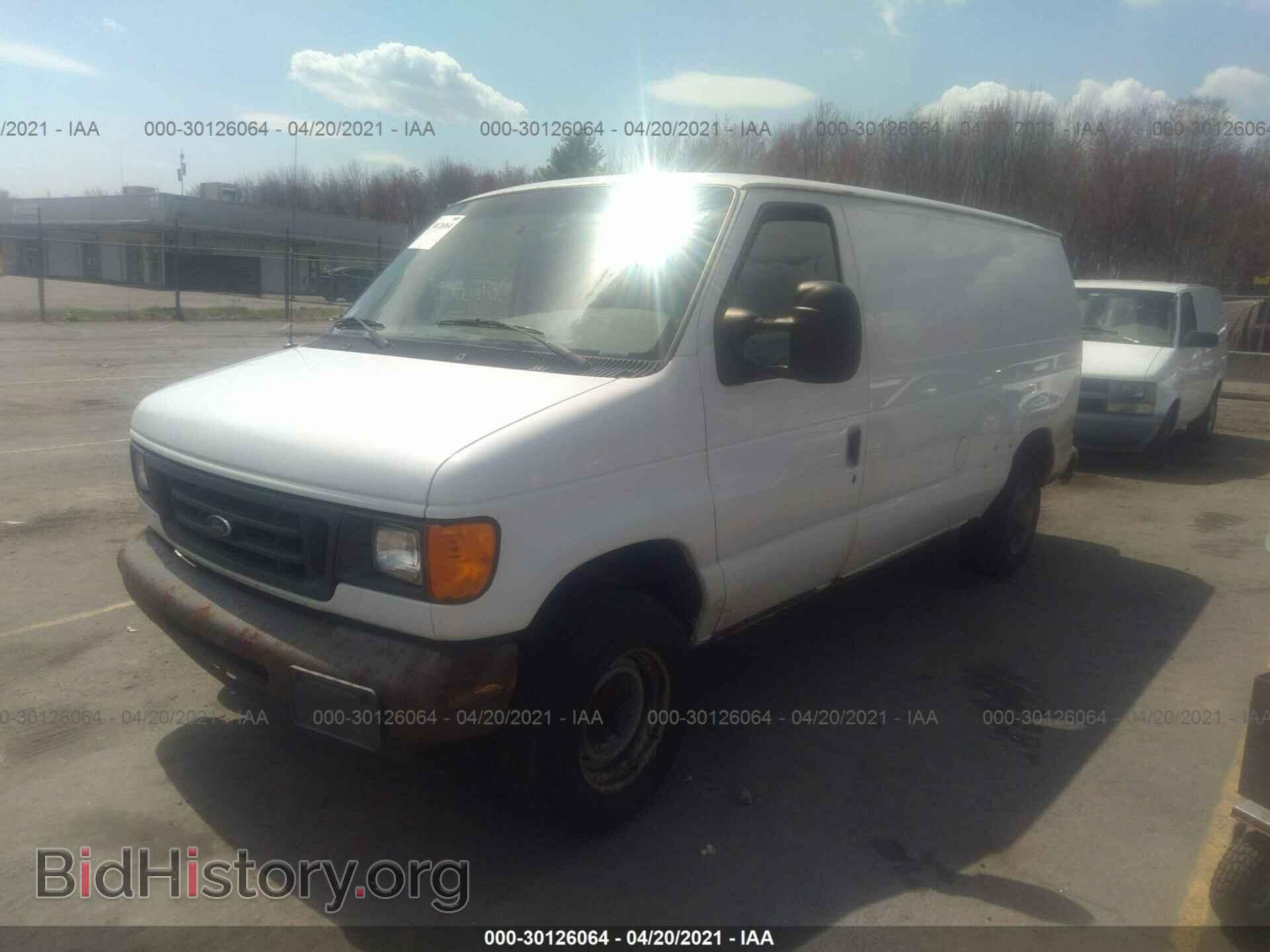 2007 FORD ECONOLINE CARGO VAN - VIN: 1FTNE14W17DB46325 - Фото 2