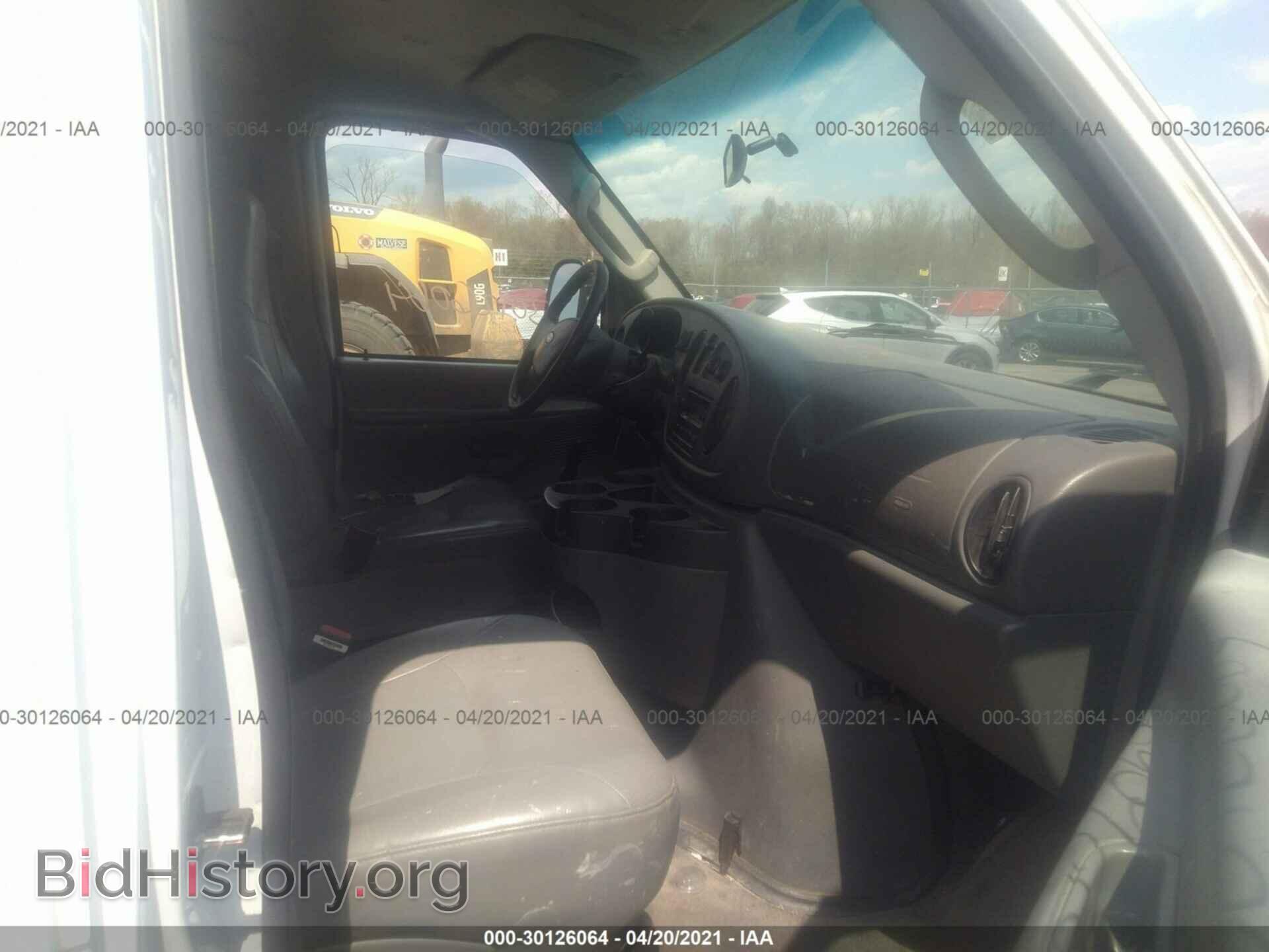 2007 FORD ECONOLINE CARGO VAN - VIN: 1FTNE14W17DB46325 - Фото 5