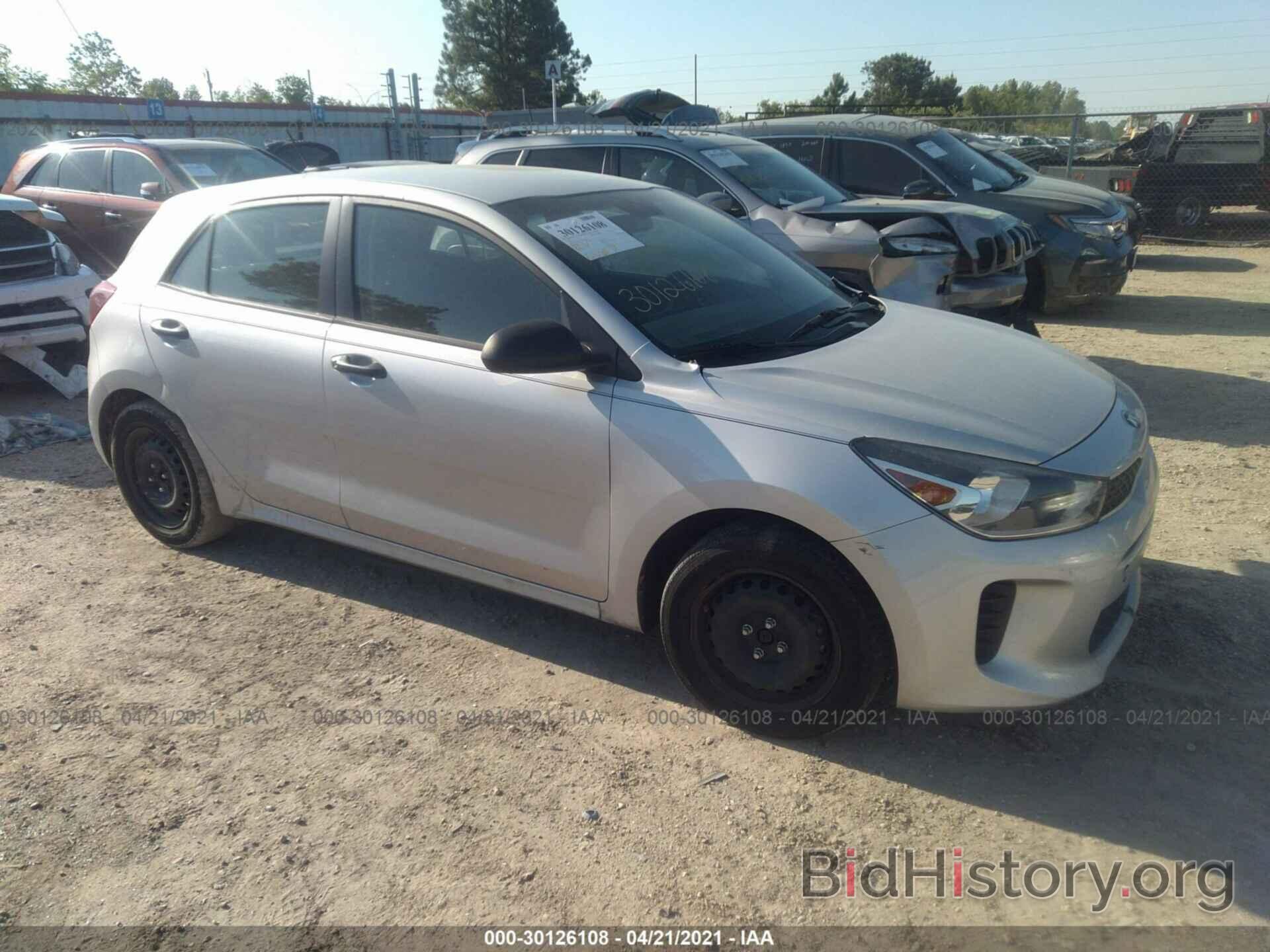 Photo 3KPA25AB8JE000378 - KIA RIO 5-DOOR 2018