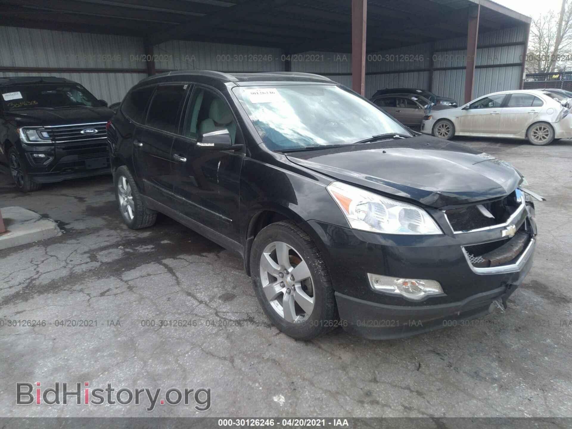 Photo 1GNKVLED7CJ110282 - CHEVROLET TRAVERSE 2012