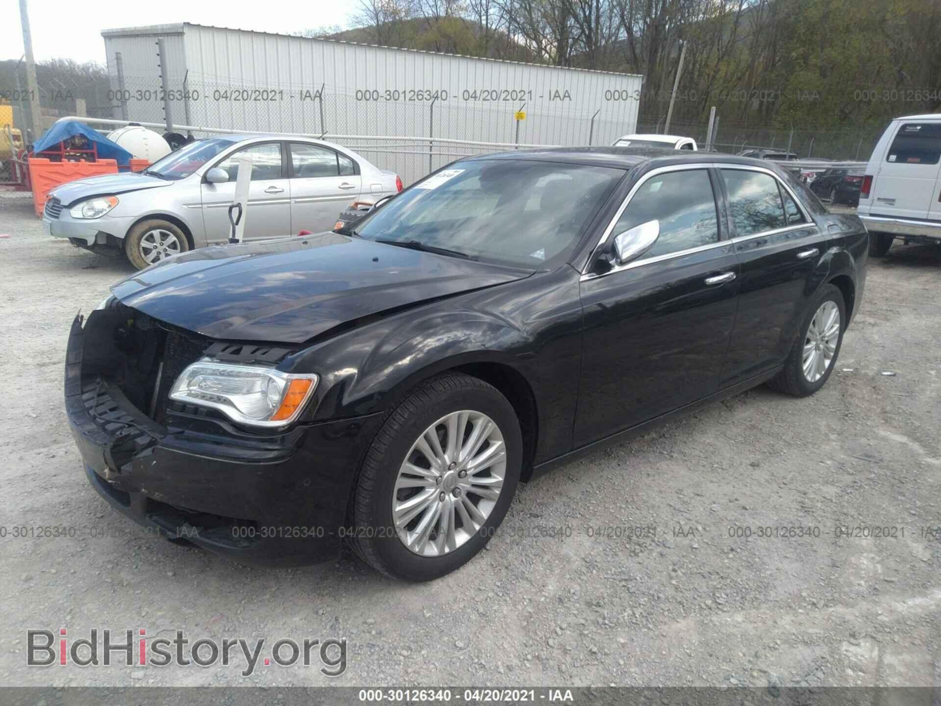 2012 CHRYSLER 300 - VIN: 2C3CCAKT7CH313715 - Фото 2
