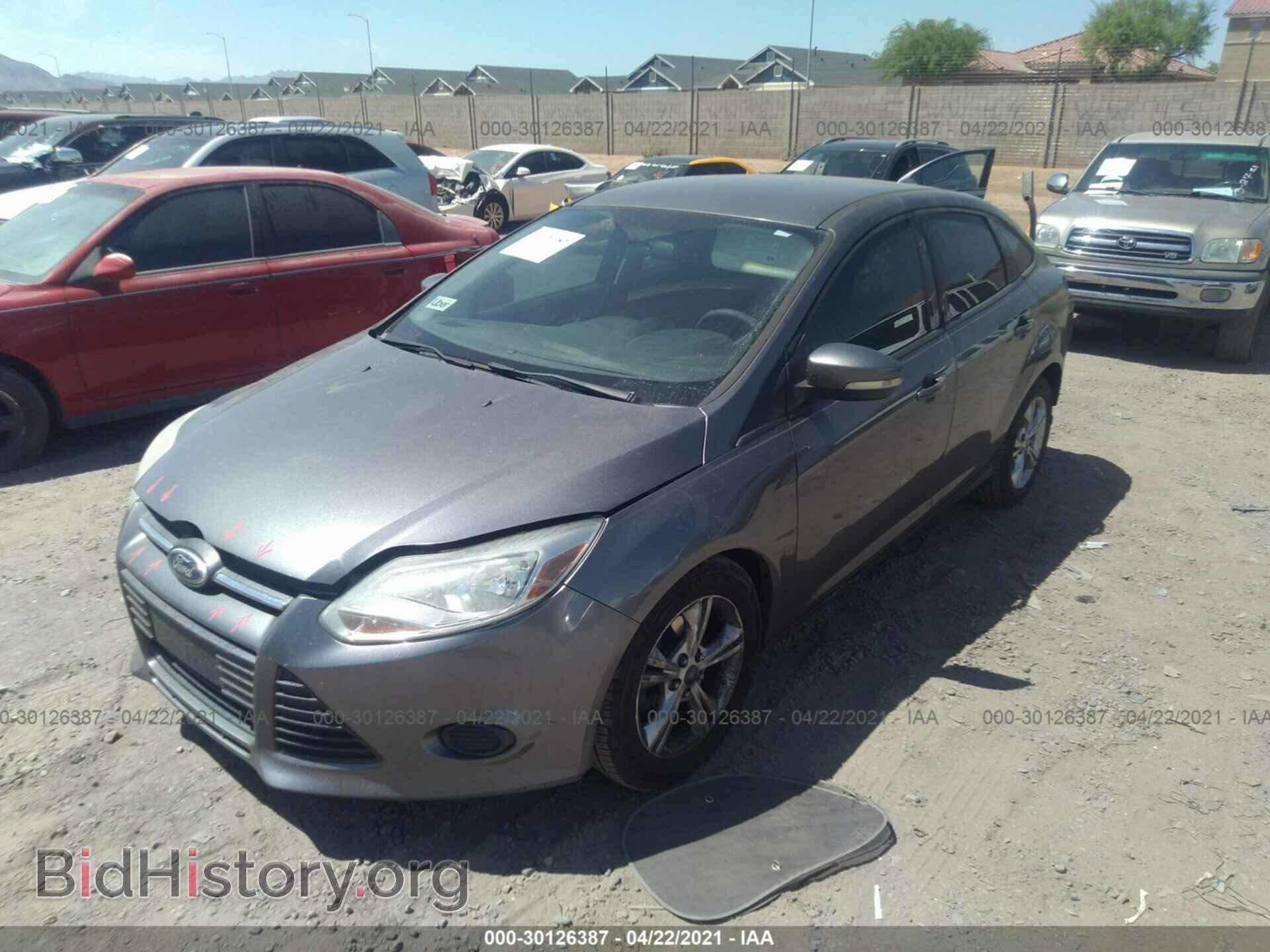 2013 FORD FOCUS - VIN: 1FADP3F28DL107945 - Photo 2