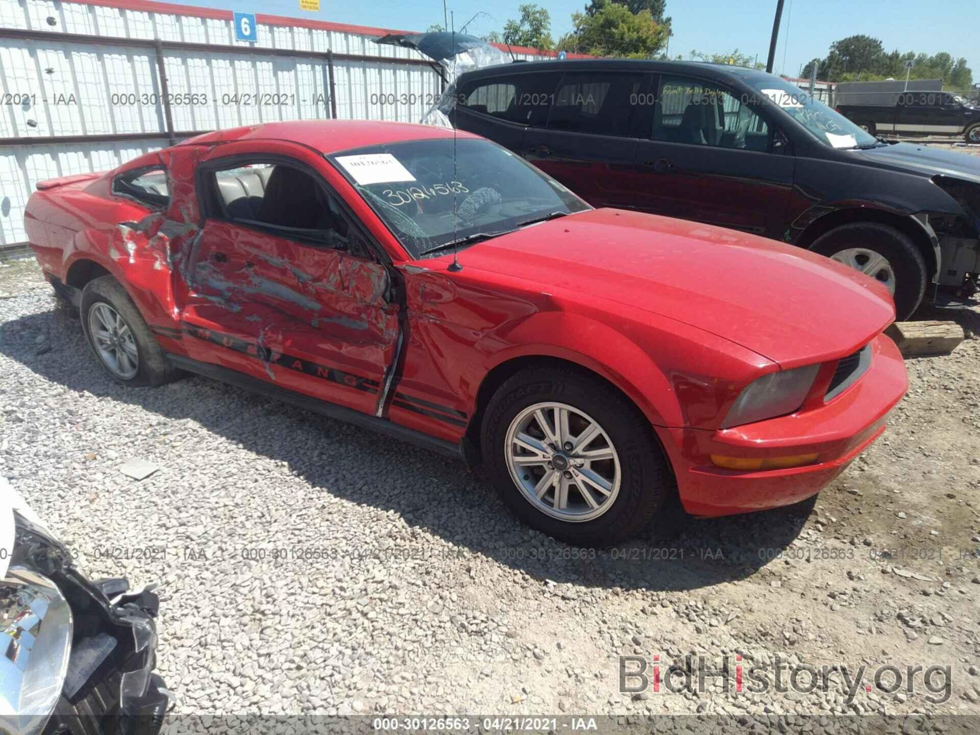 Photo 1ZVFT80N175287550 - FORD MUSTANG 2007