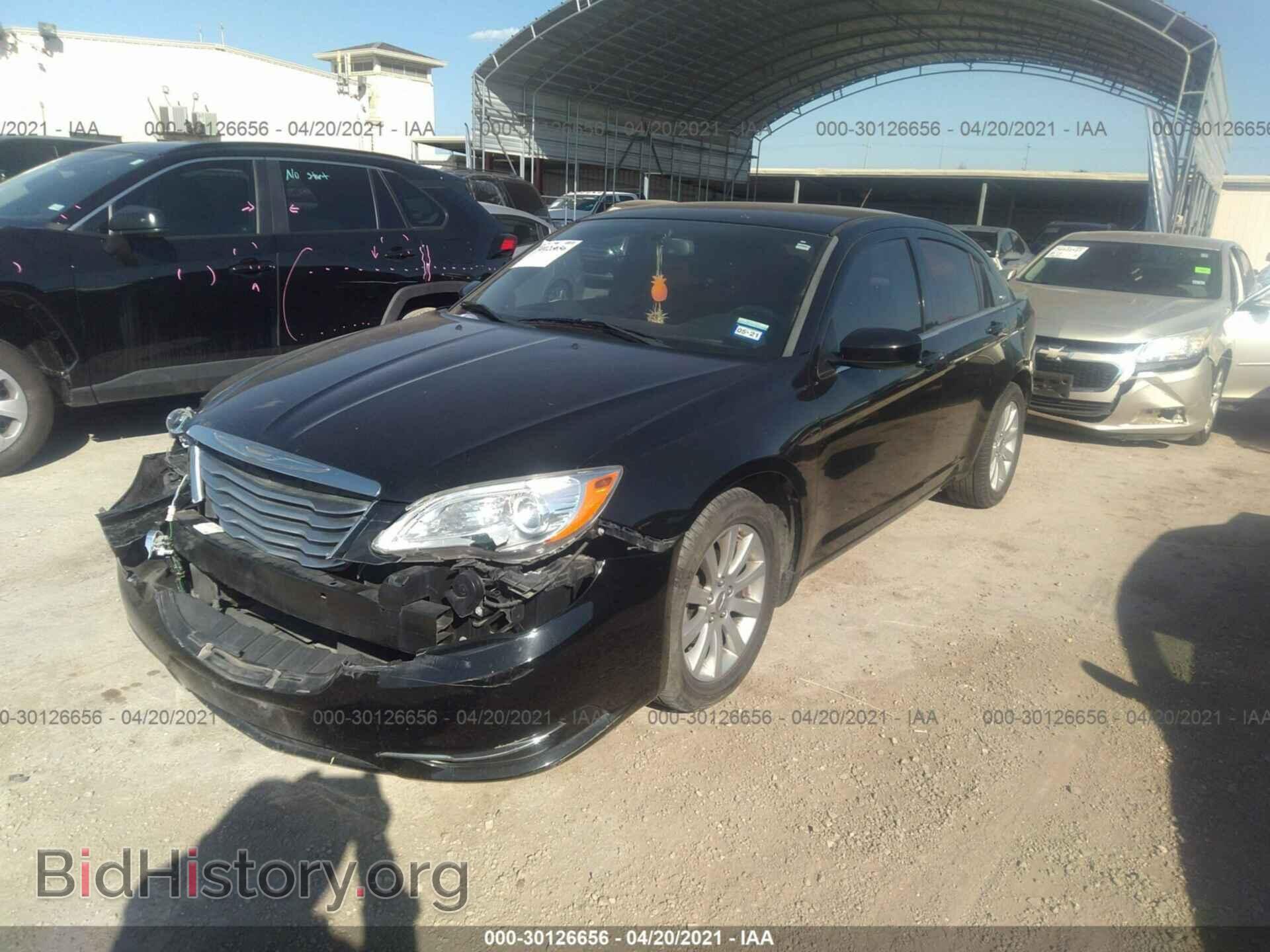 2014 CHRYSLER 200 - VIN: 1C3CCBBB3EN165246 - Фото 2