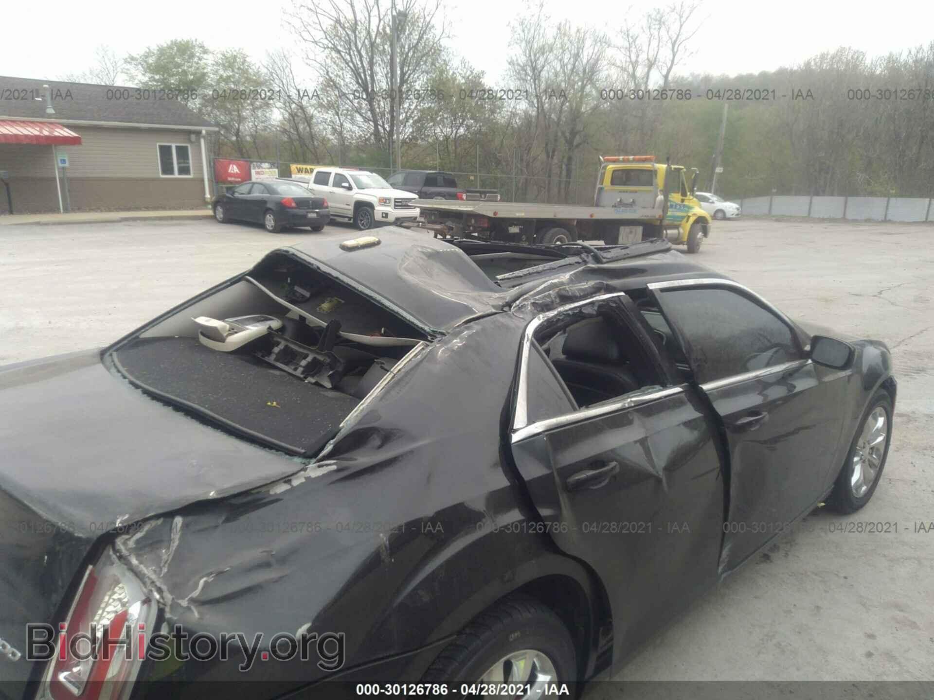 2016 CHRYSLER 300 - VIN: 2C3CCARG3GH305013 - Фото 6