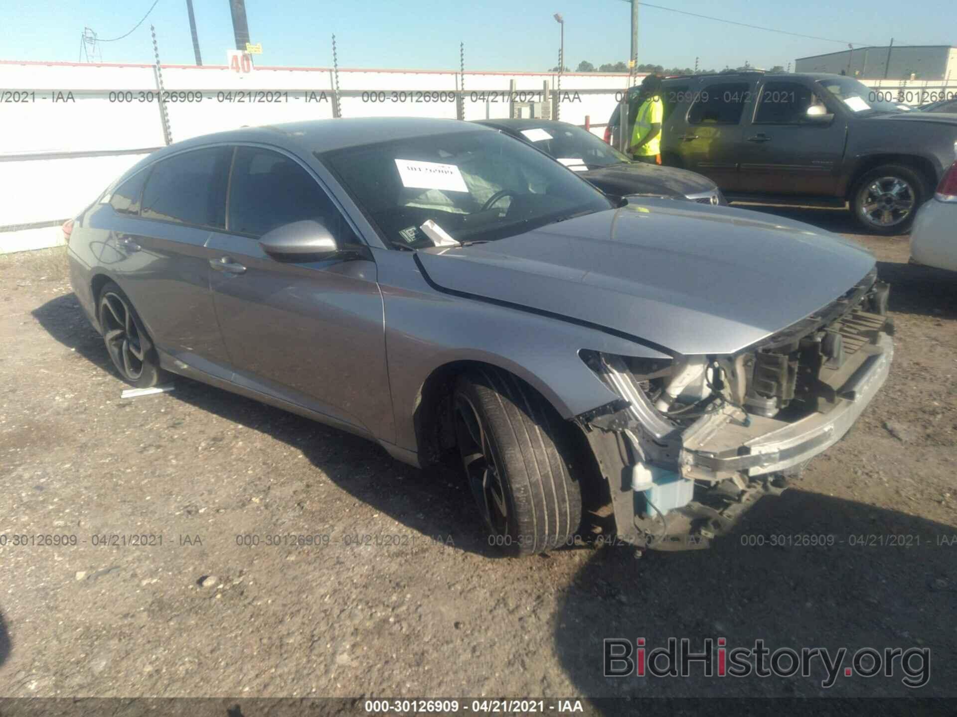 Photo 1HGCV1F34JA257178 - HONDA ACCORD SEDAN 2018