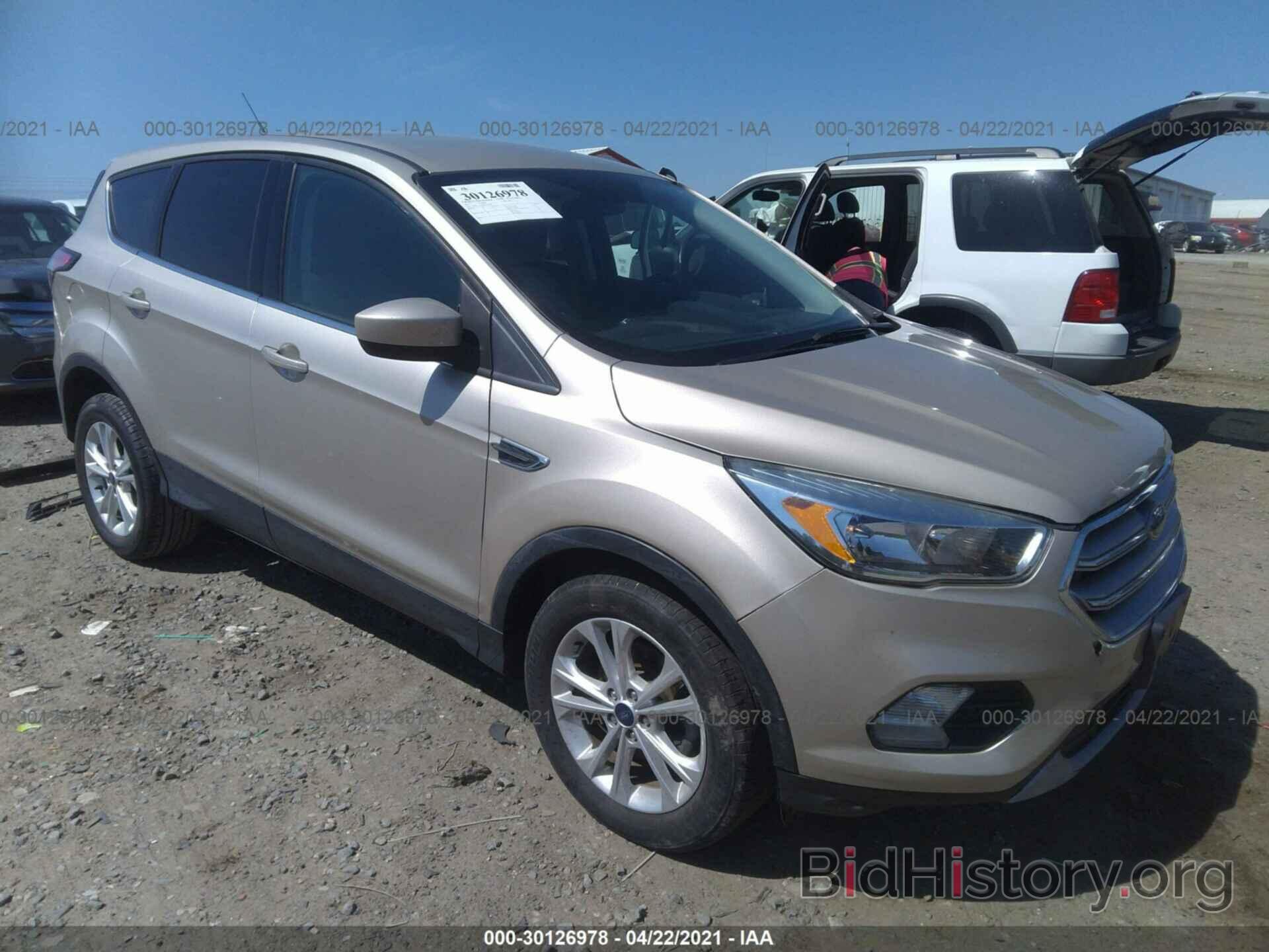 Photo 1FMCU0GD0HUC27926 - FORD ESCAPE 2017