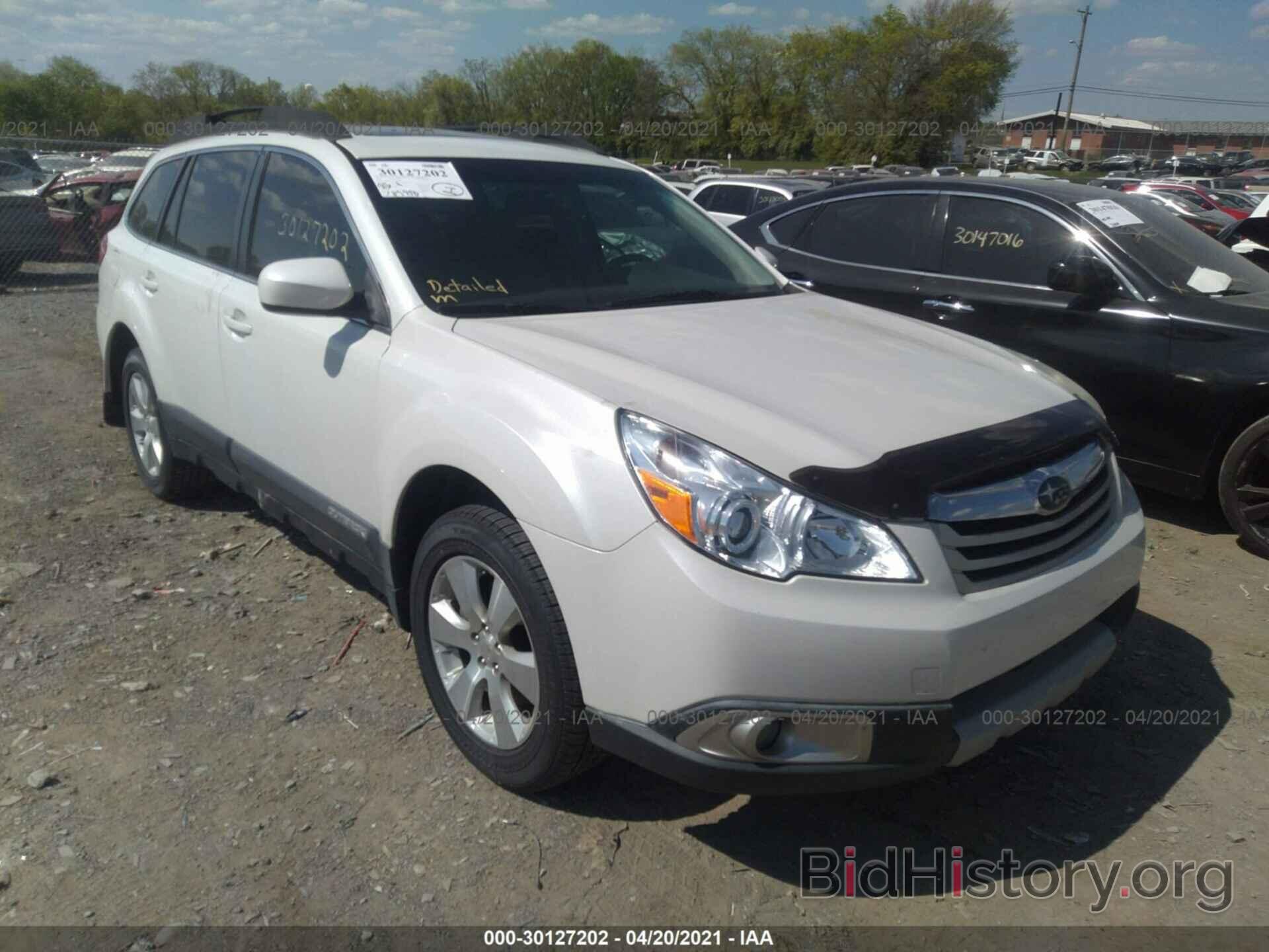 Photo 4S4BRDLC4B2344686 - SUBARU OUTBACK 2011