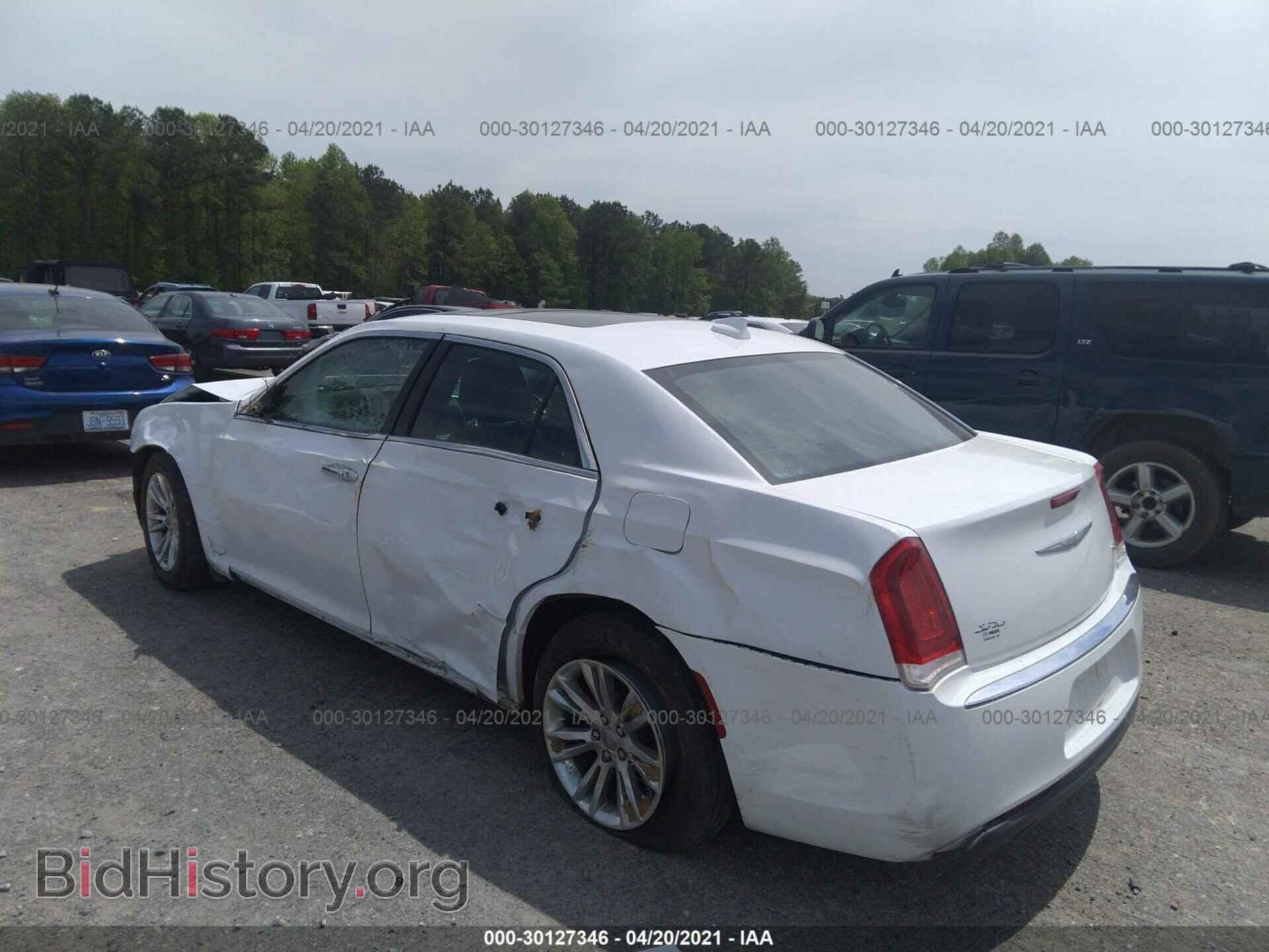 2016 CHRYSLER 300 - VIN: 2C3CCAEG2GH348506 - Фото 3