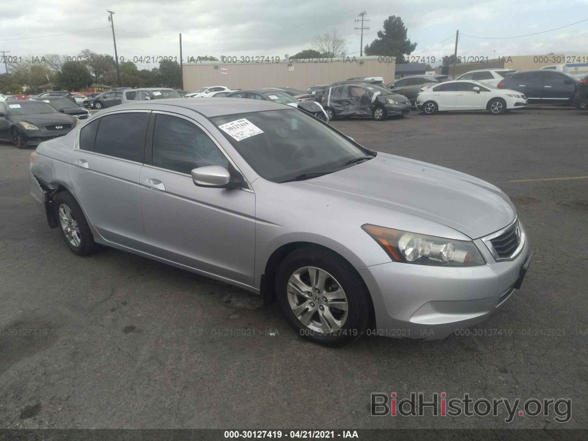 Photo 1HGCP2F45AA147278 - HONDA ACCORD SDN 2010