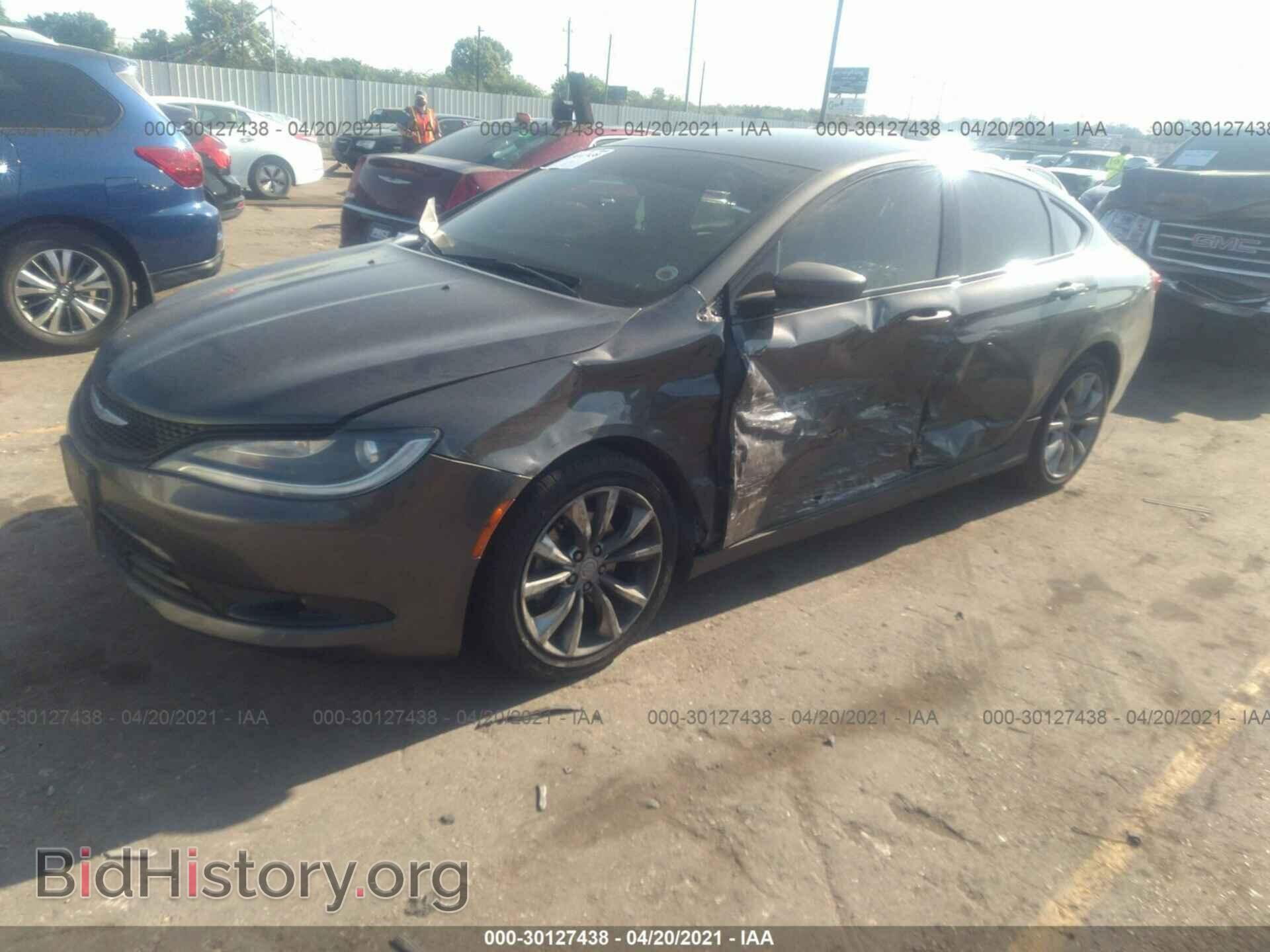 2015 CHRYSLER 200 - VIN: 1C3CCCBB0FN710827 - Фото 2