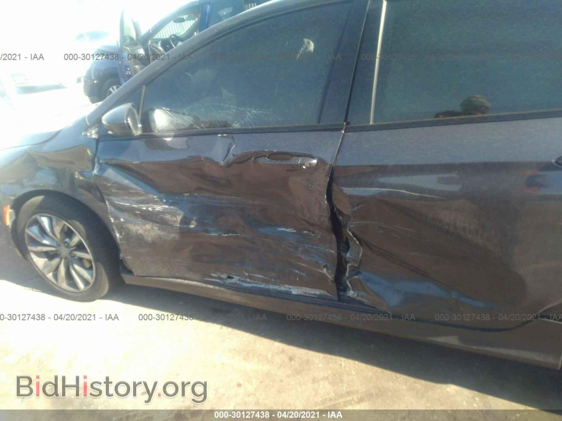 2015 CHRYSLER 200 - VIN: 1C3CCCBB0FN710827 - Фото 6