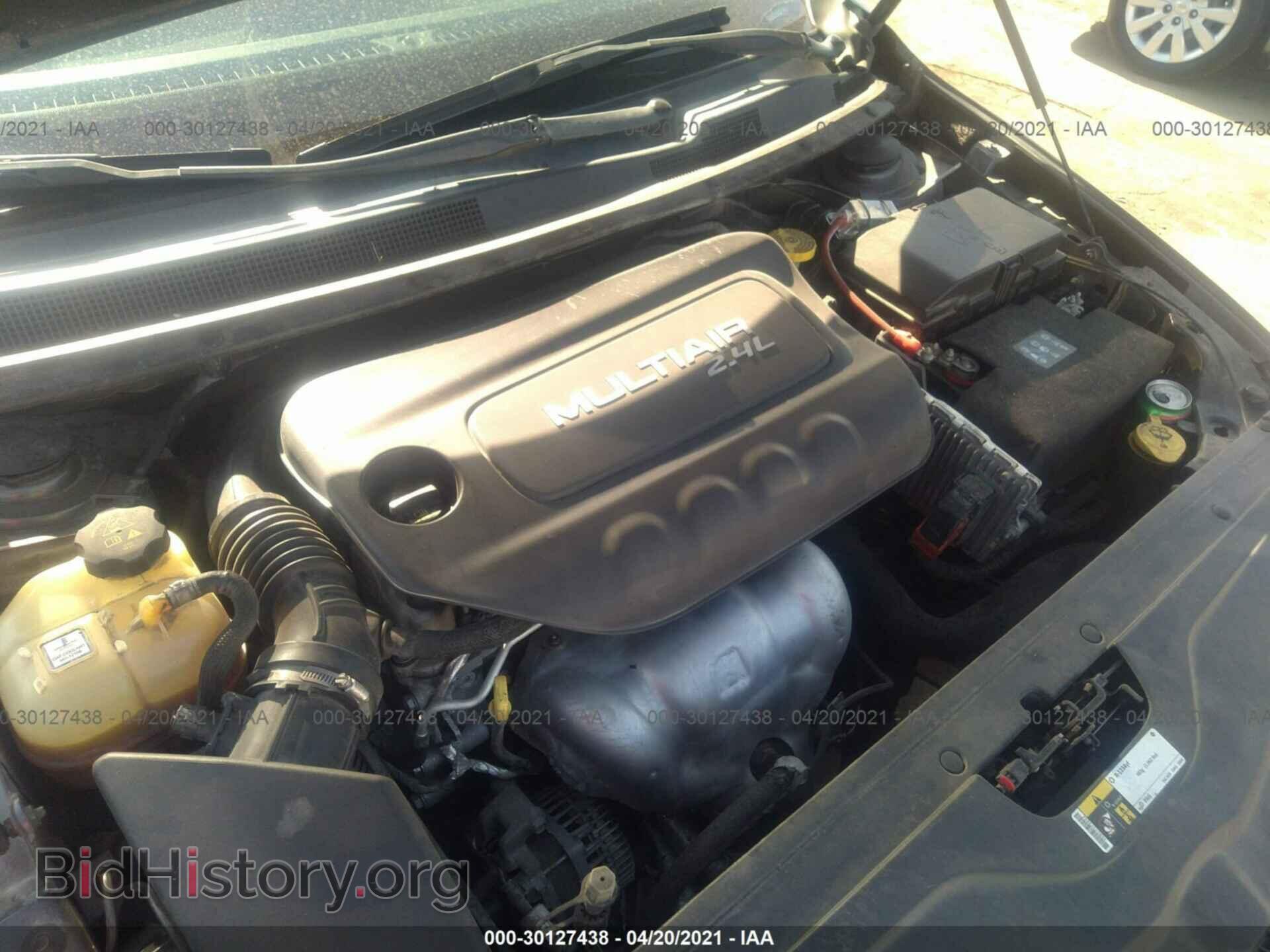 2015 CHRYSLER 200 - VIN: 1C3CCCBB0FN710827 - Фото 10