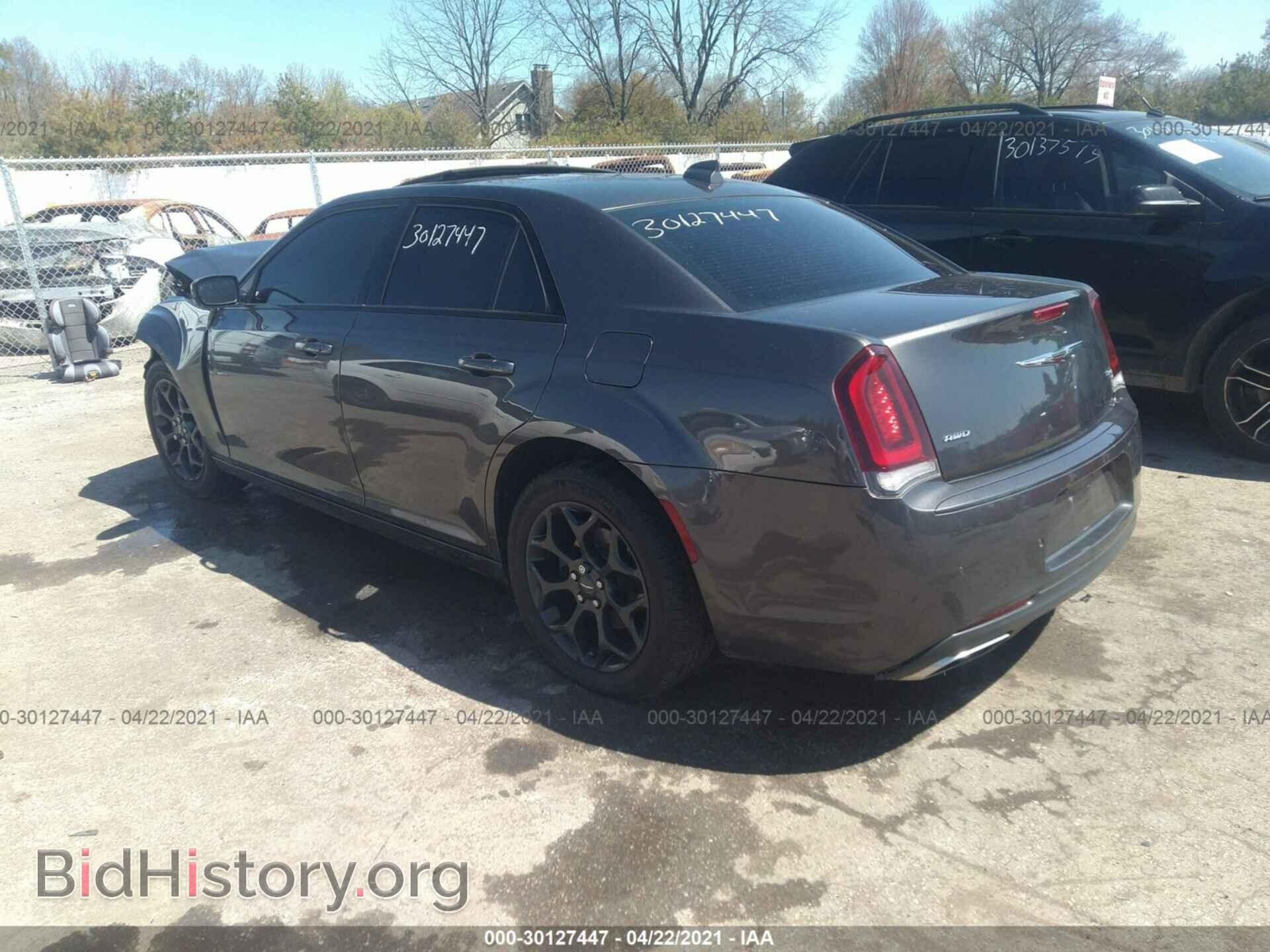 2019 CHRYSLER 300 - VIN: 2C3CCAGGXKH659283 - Фото 3
