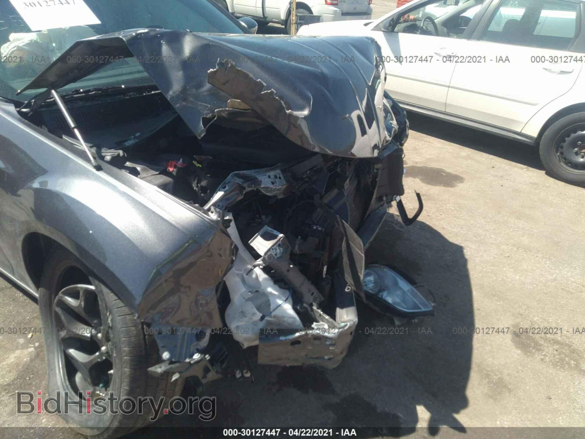 2019 CHRYSLER 300 - VIN: 2C3CCAGGXKH659283 - Фото 6