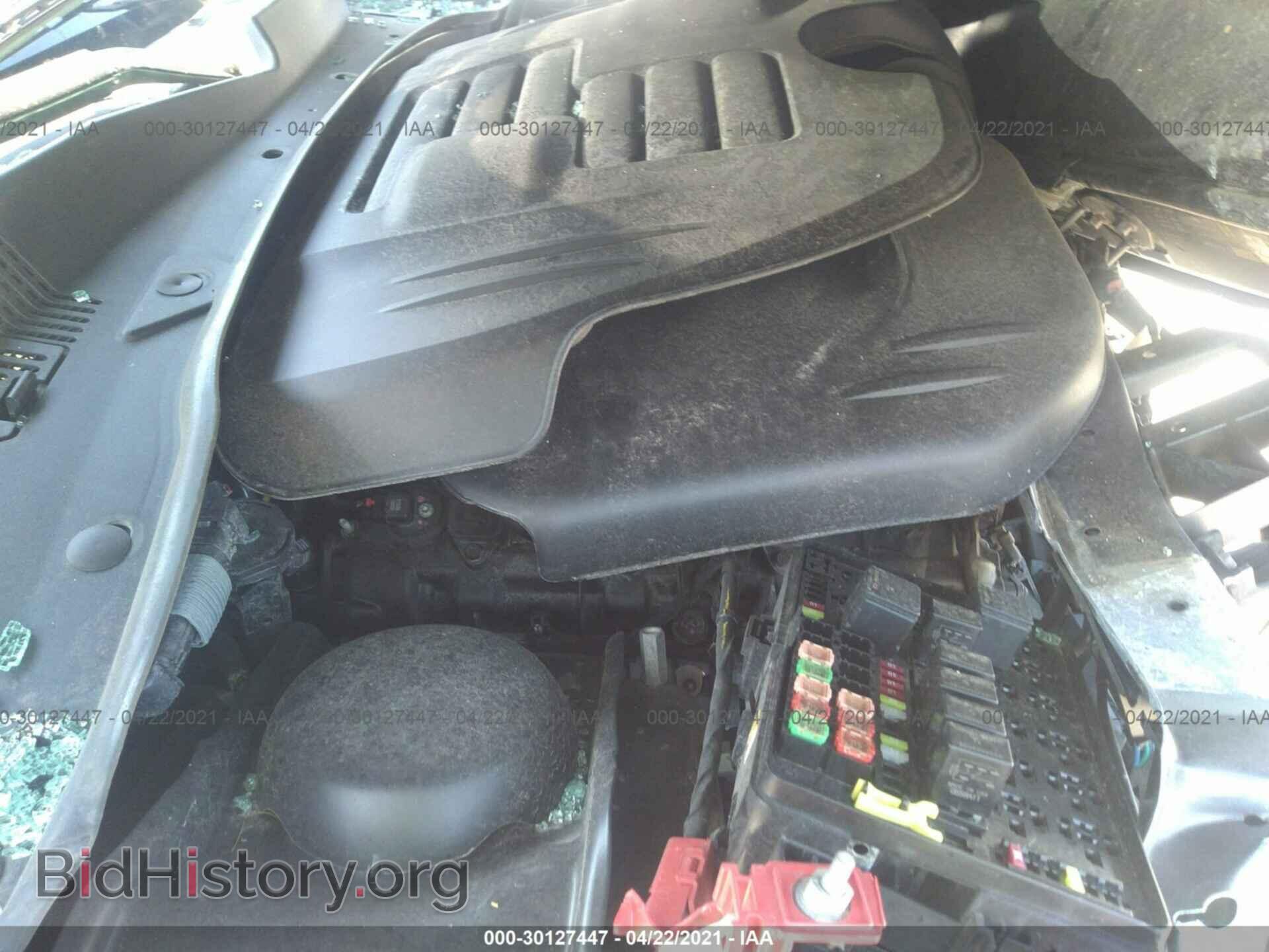 2019 CHRYSLER 300 - VIN: 2C3CCAGGXKH659283 - Фото 10