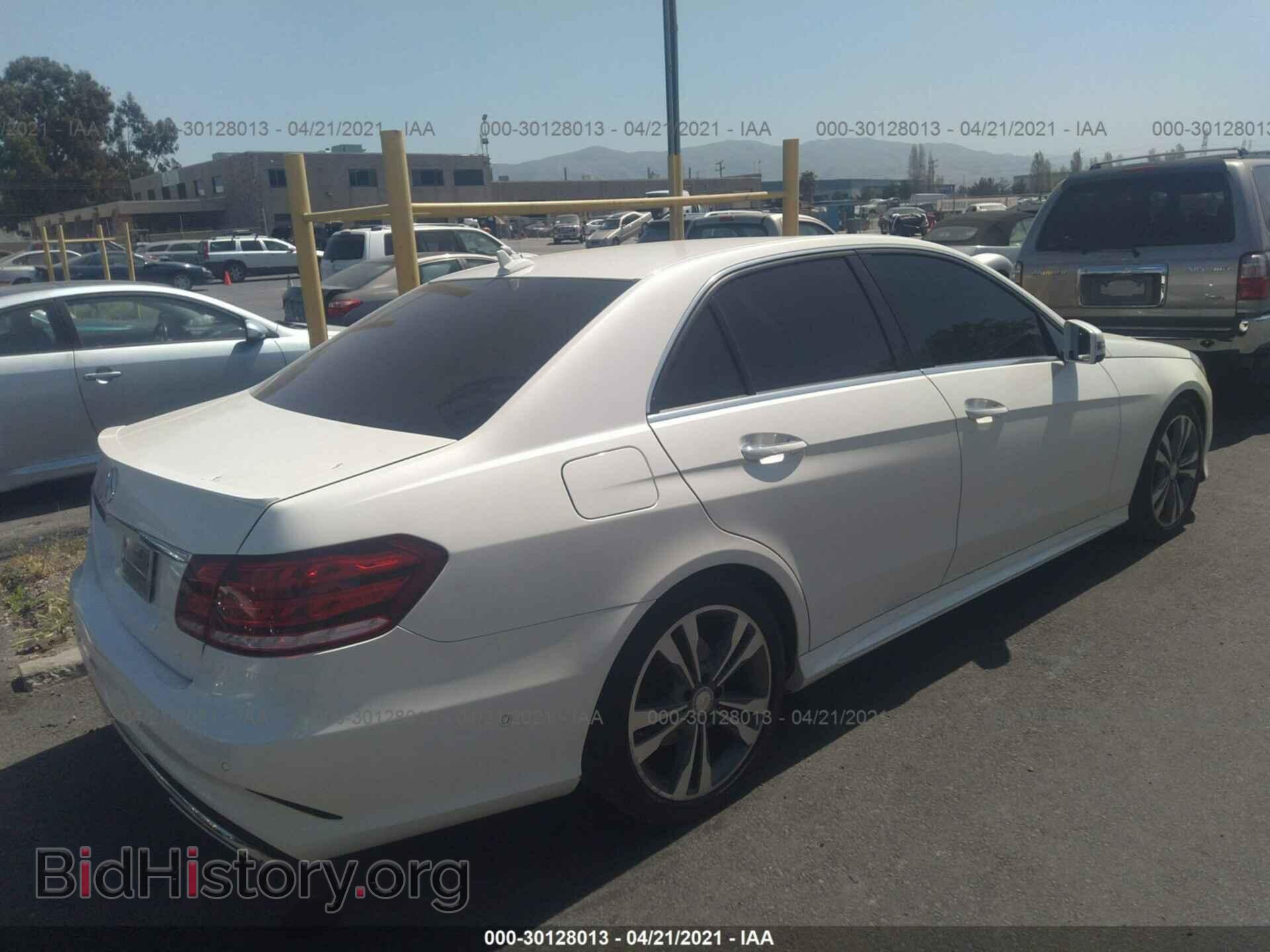 2014 MERCEDES-BENZ E-CLASS - VIN: WDDHF5KB1EA915234 - Фото 4