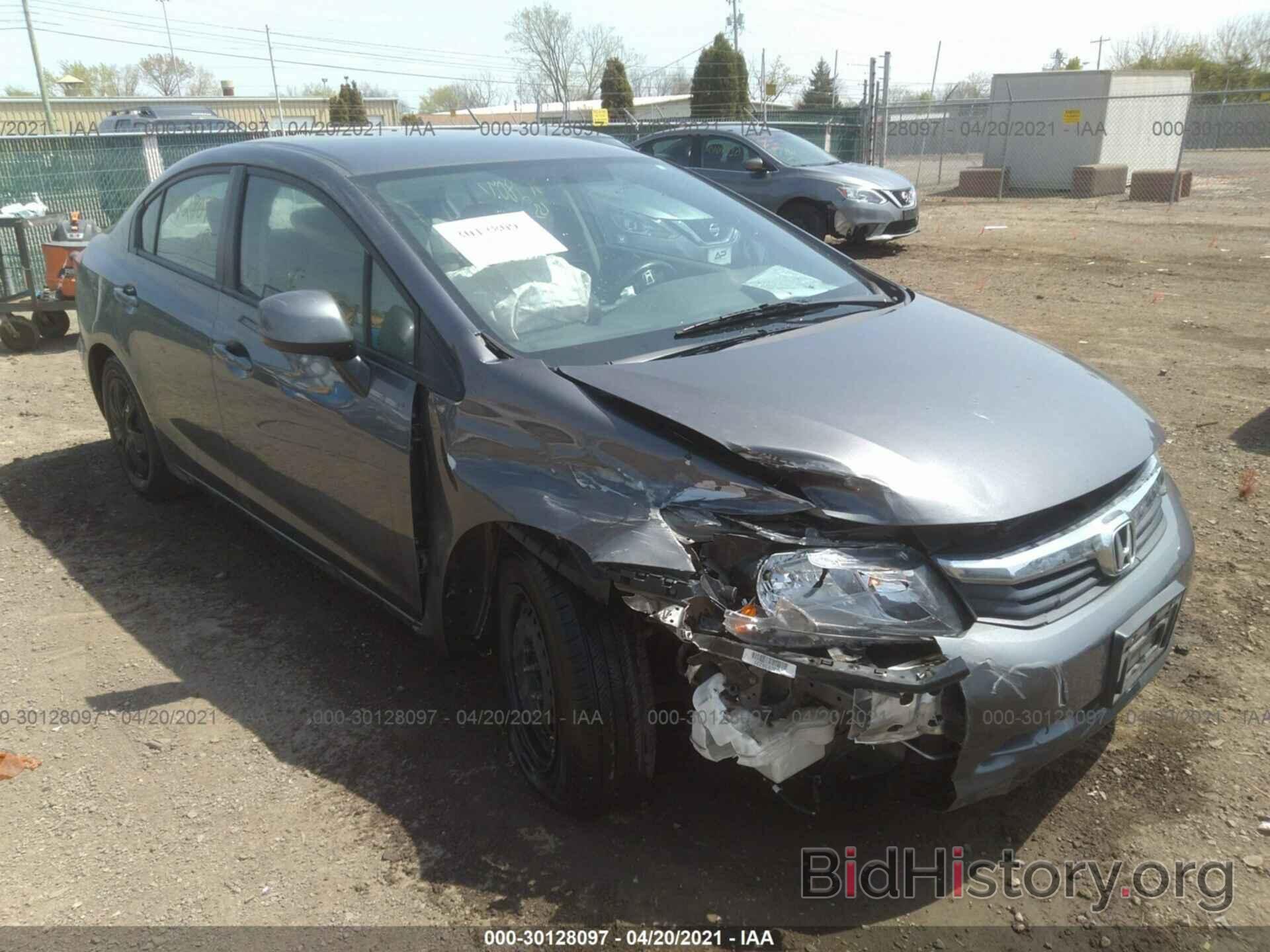 Photo 19XFB2F50CE061797 - HONDA CIVIC SDN 2012