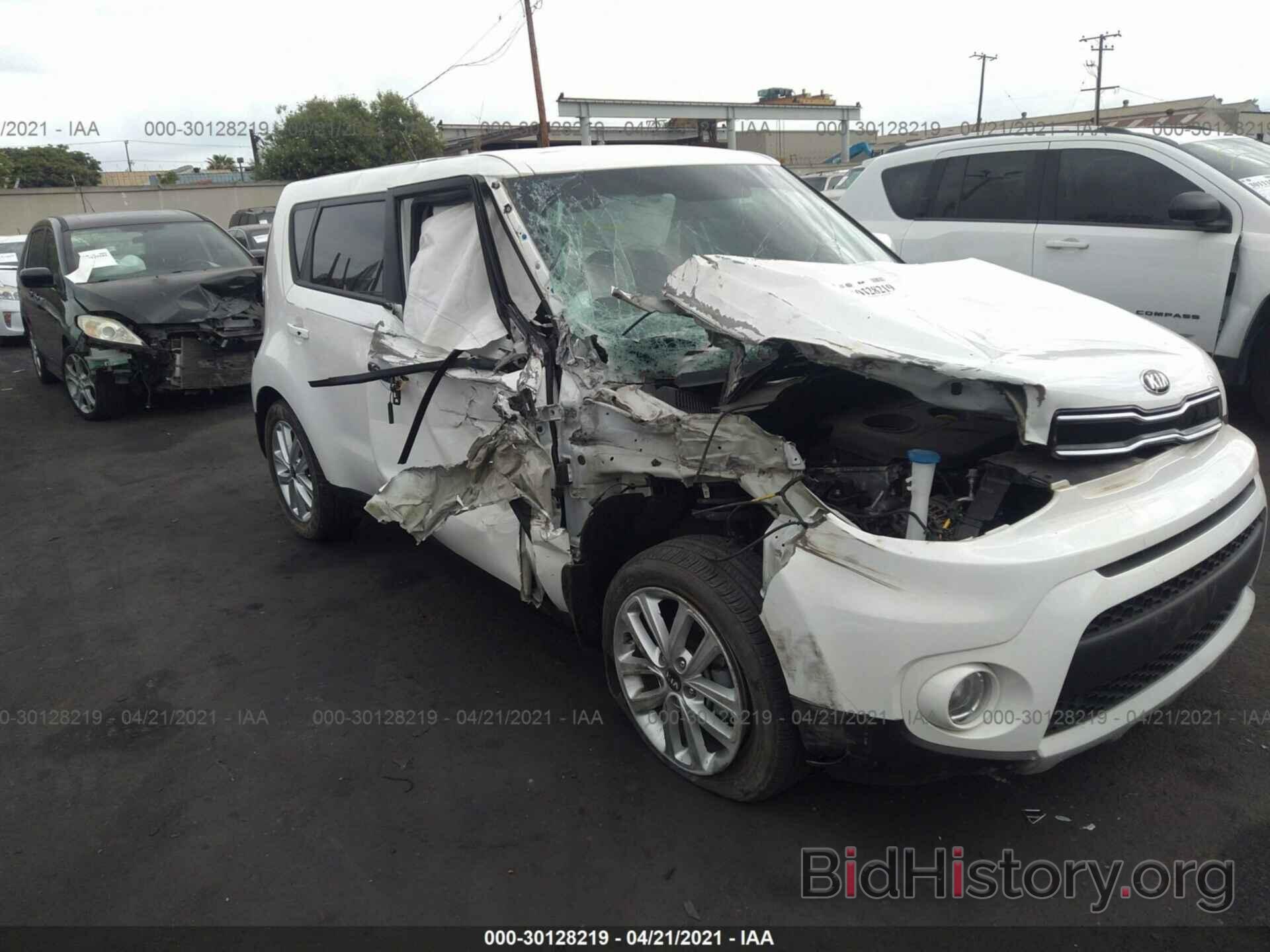 Photo KNDJP3A52K7693532 - KIA SOUL 2019