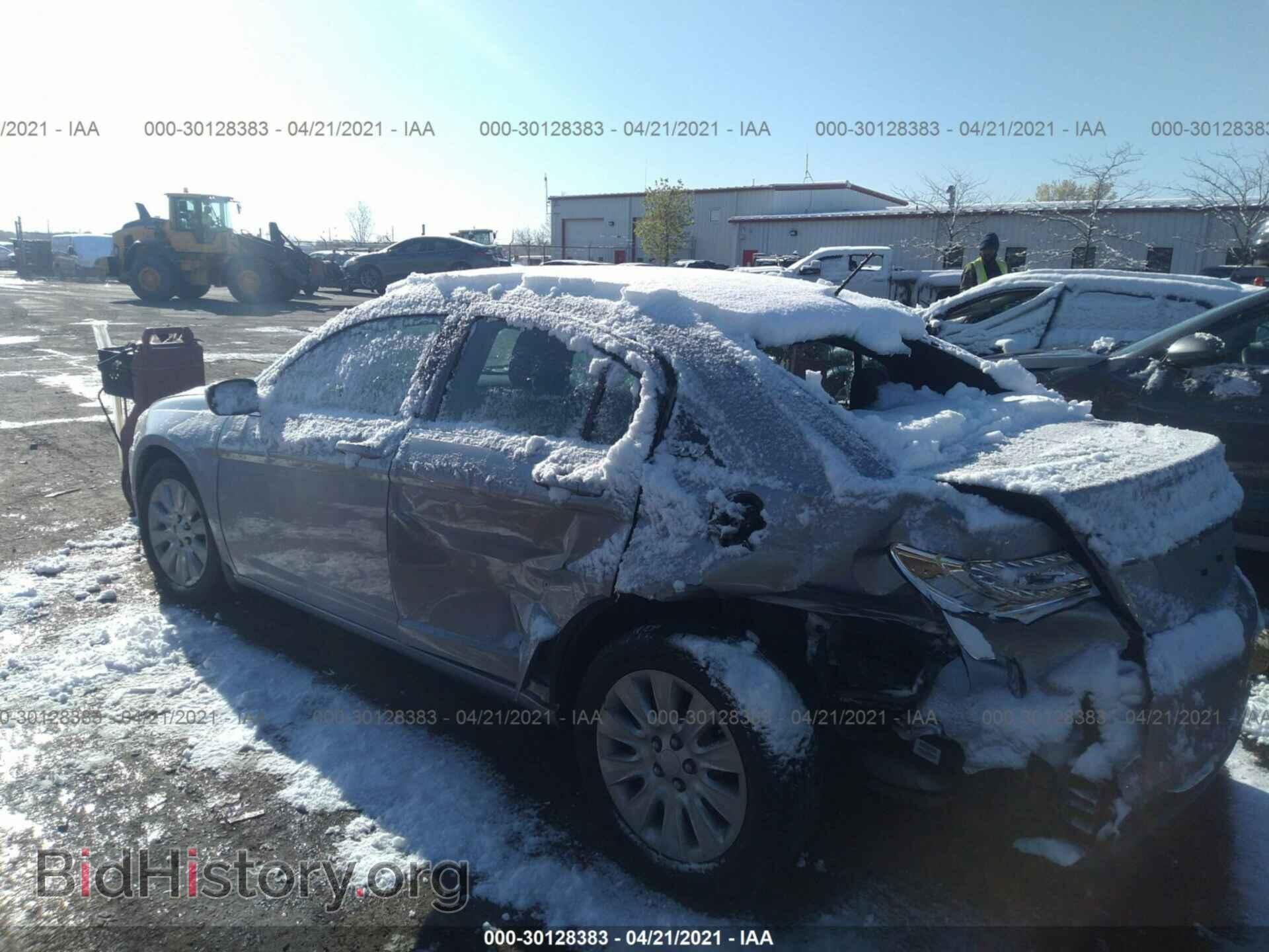 2014 CHRYSLER 200 - VIN: 1C3CCBAB2EN141375 - Фото 3