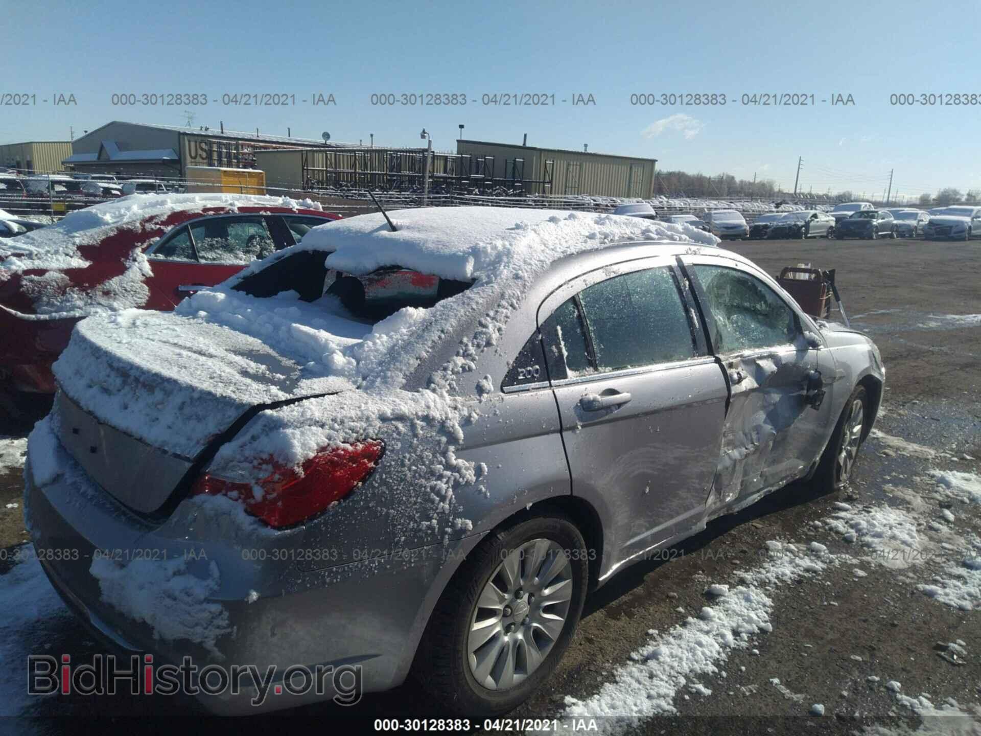 2014 CHRYSLER 200 - VIN: 1C3CCBAB2EN141375 - Фото 4