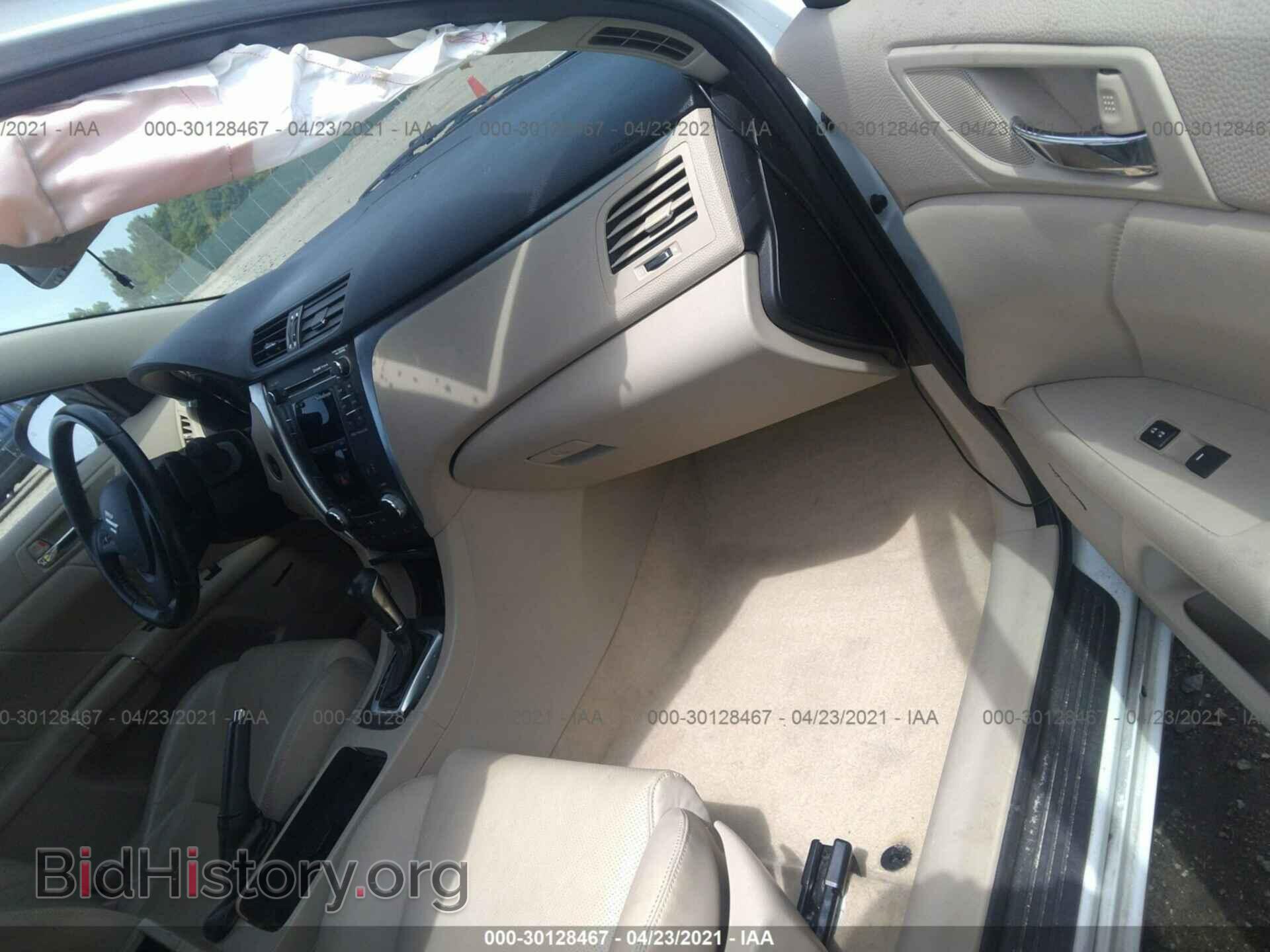 2010 SUZUKI KIZASHI - VIN: JS2RE9A79A6100563 - Фото 5