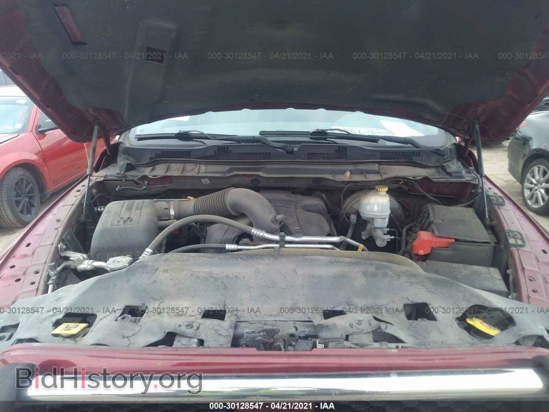 2014 RAM 1500 - VIN: 3C6JR6AT6EG111345 - Photo 10