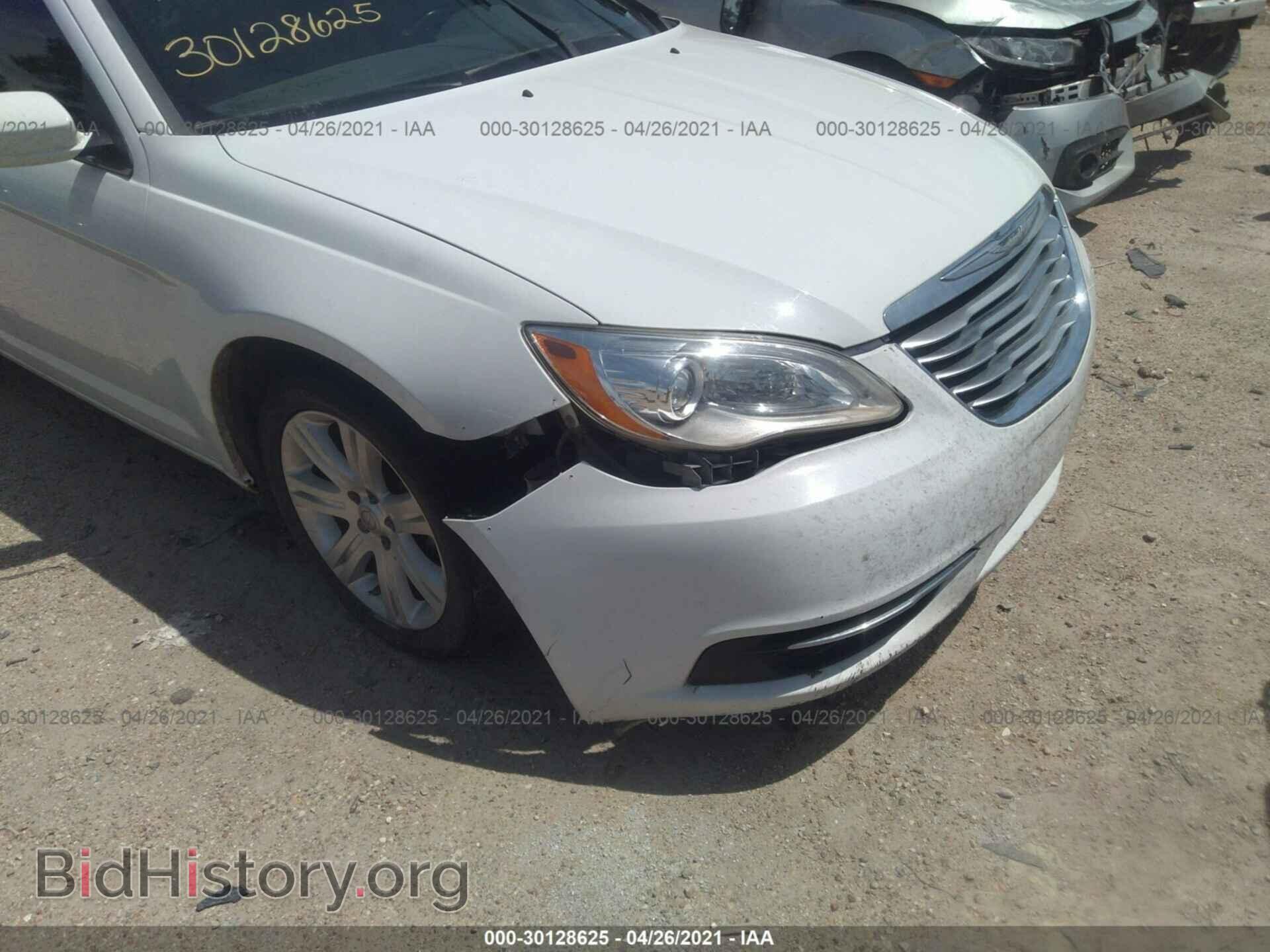 2013 CHRYSLER 200 - VIN: 1C3CCBBB8DN584501 - Фото 6
