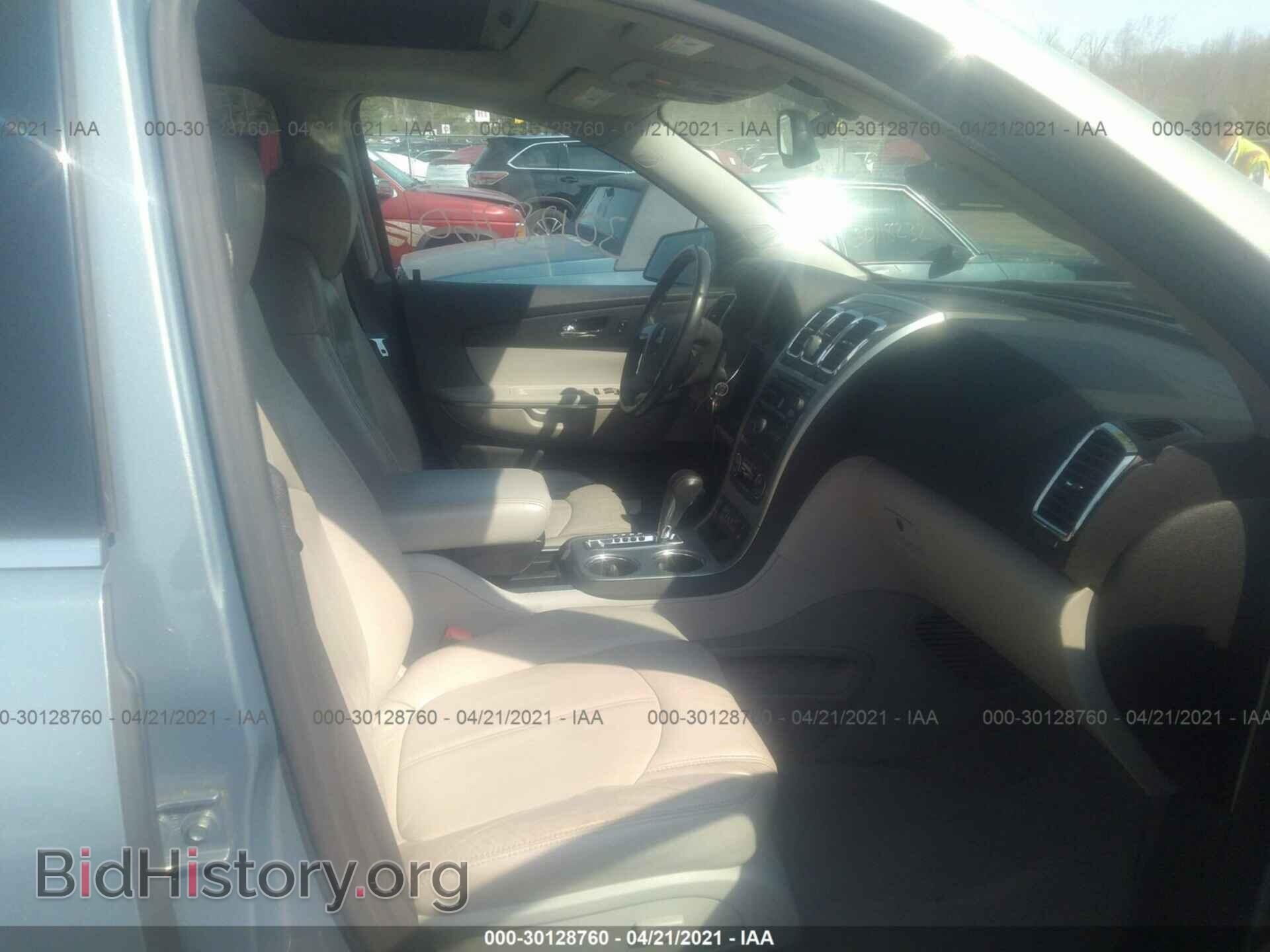 2008 GMC ACADIA - VIN: 1GKEV23748J126514 - Фото 5