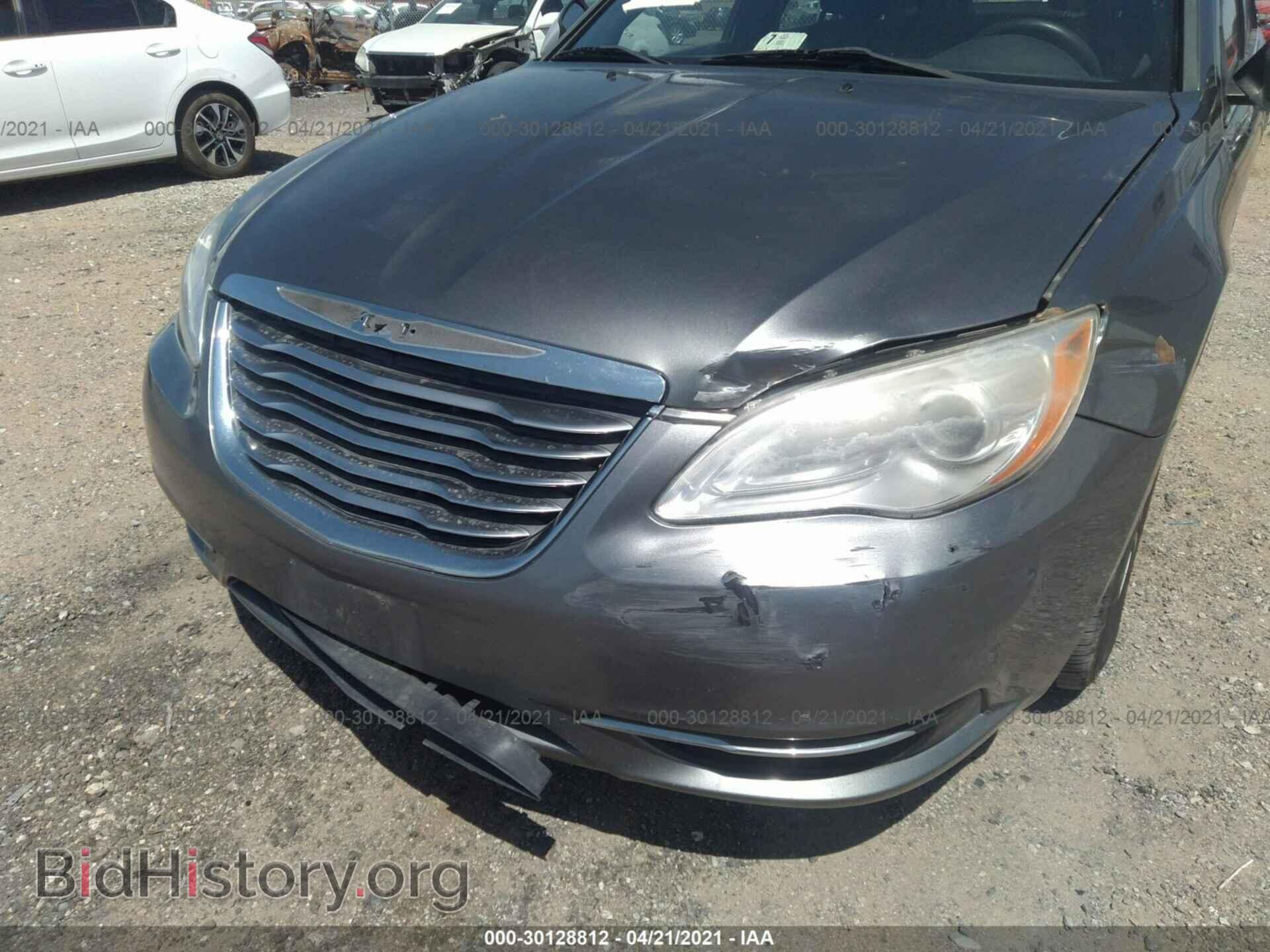 2012 CHRYSLER 200 - VIN: 1C3CCBAB0CN223019 - Фото 6