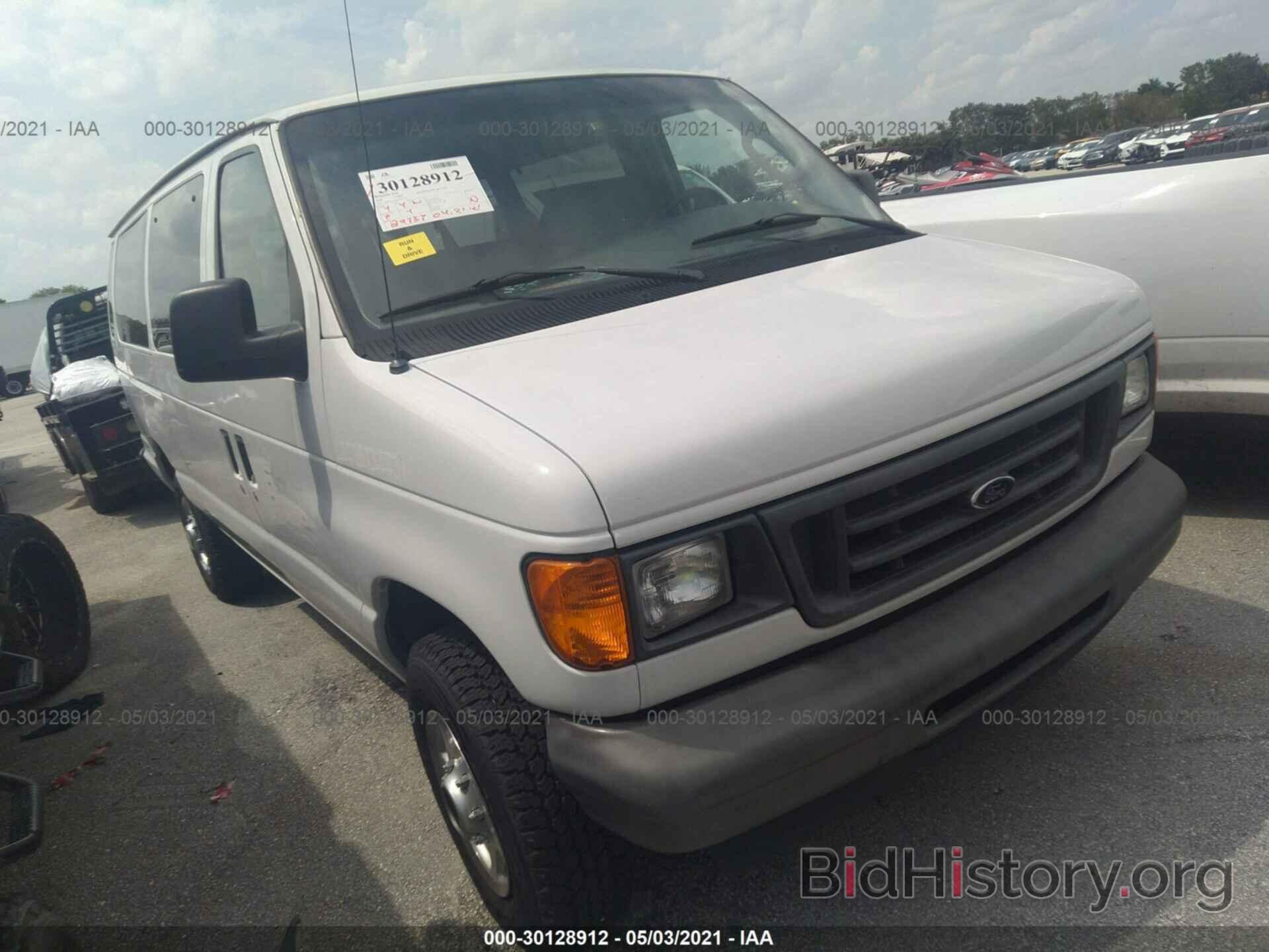 Photo 1FBSS31L86DA96978 - FORD ECONOLINE WAGON 2006