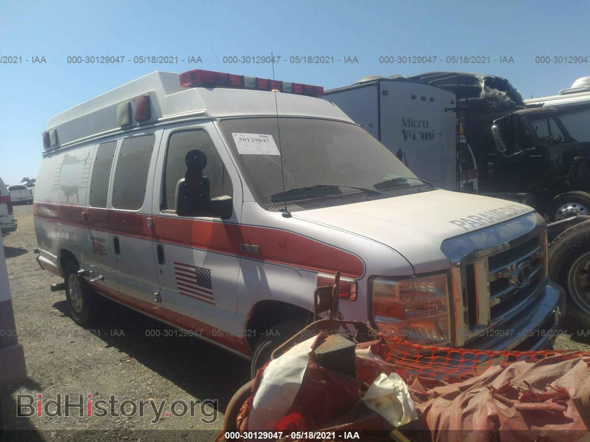 Photo 1FDSS34PX8DB42965 - FORD ECONOLINE 2008