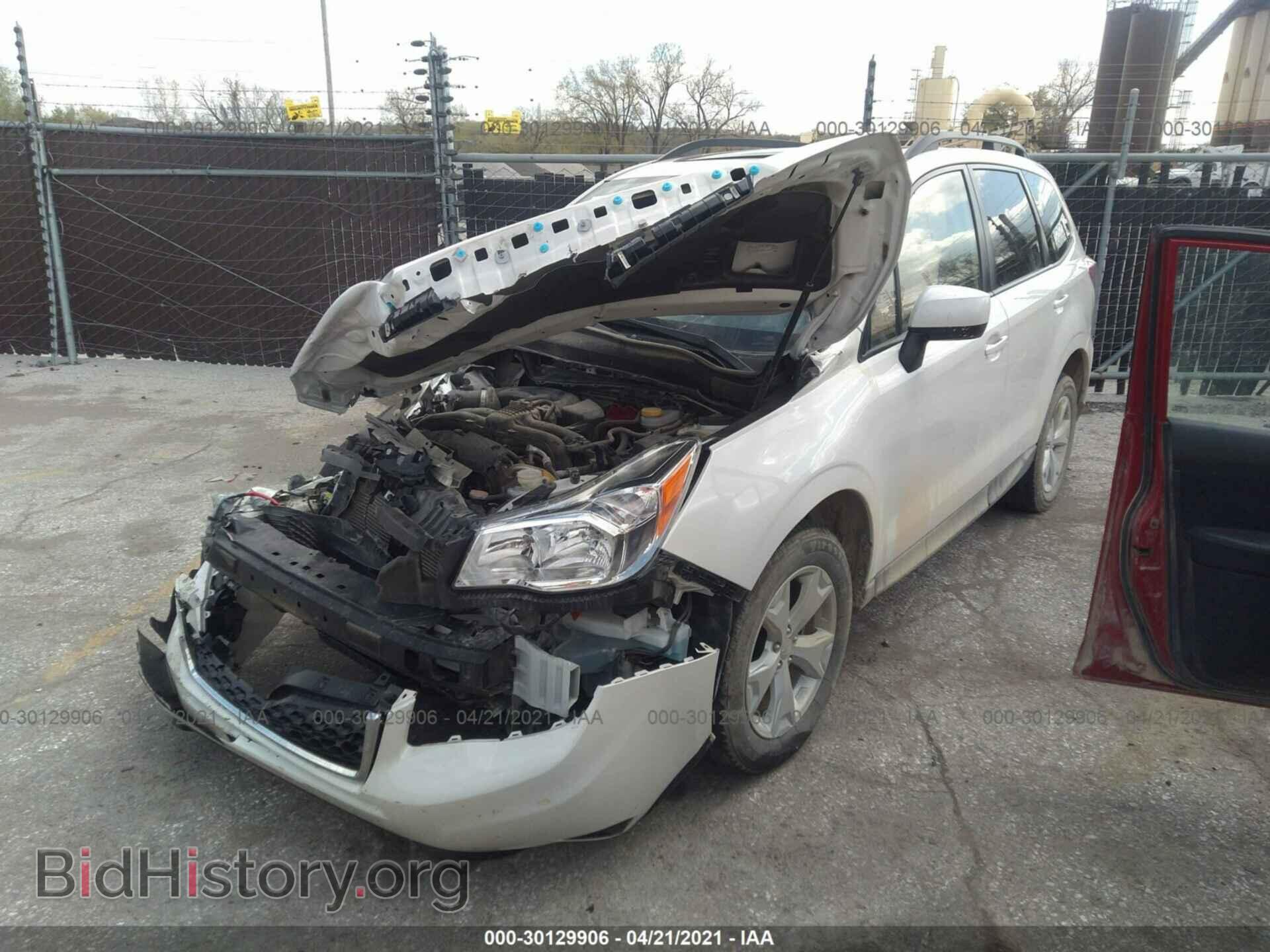 2016 SUBARU FORESTER - VIN: JF2SJADC6GH423906 - Фото 2