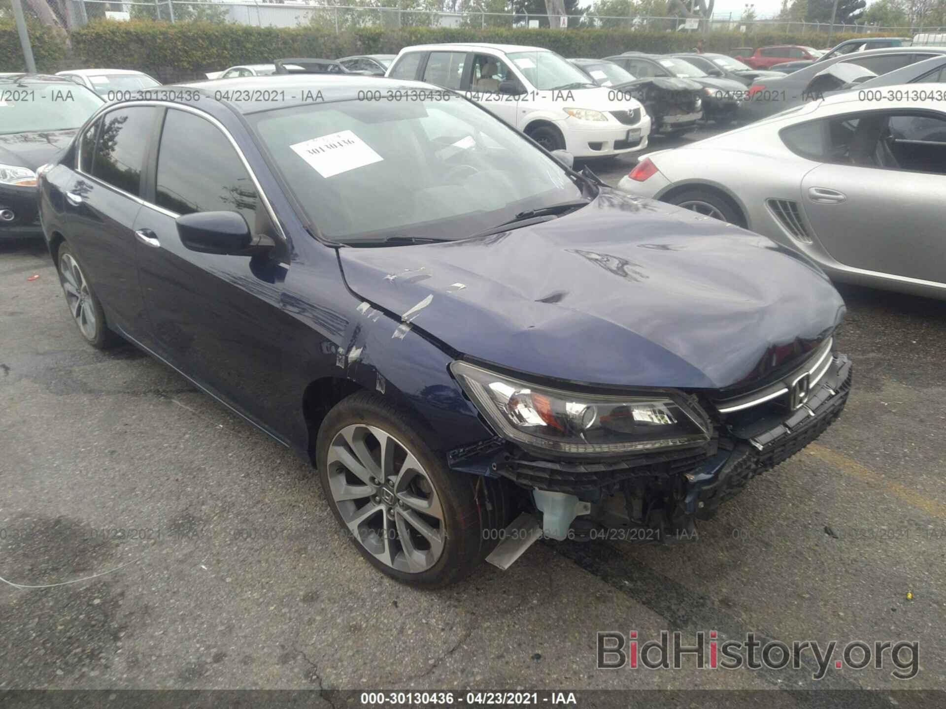 Photo 1HGCR2F55EA017705 - HONDA ACCORD SEDAN 2014