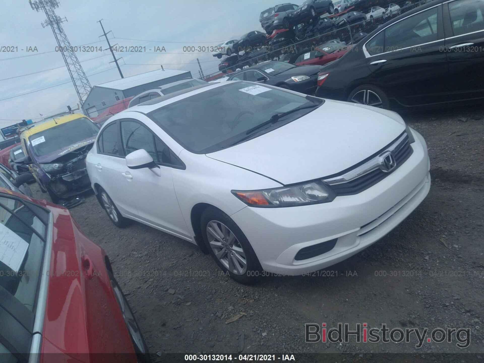 Photo 2HGFB2F84CH308769 - HONDA CIVIC SDN 2012